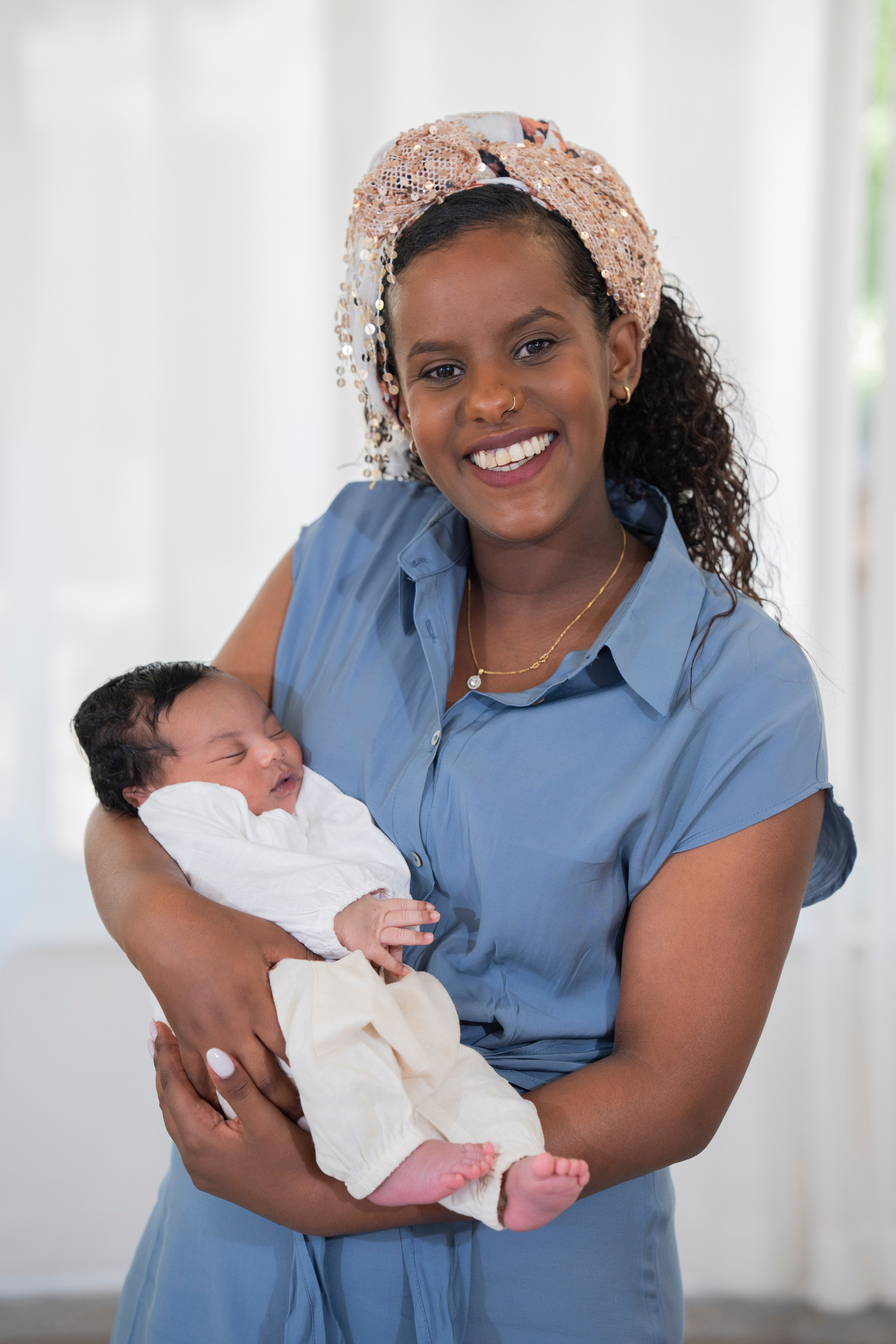 משפחת סלומון. יוסף מזרחי צילום חתונה, ברית וזוגיות. צלם מקצועי שאוהב להוציא אתכם הכי יפים ברגעים הכי מרגשים