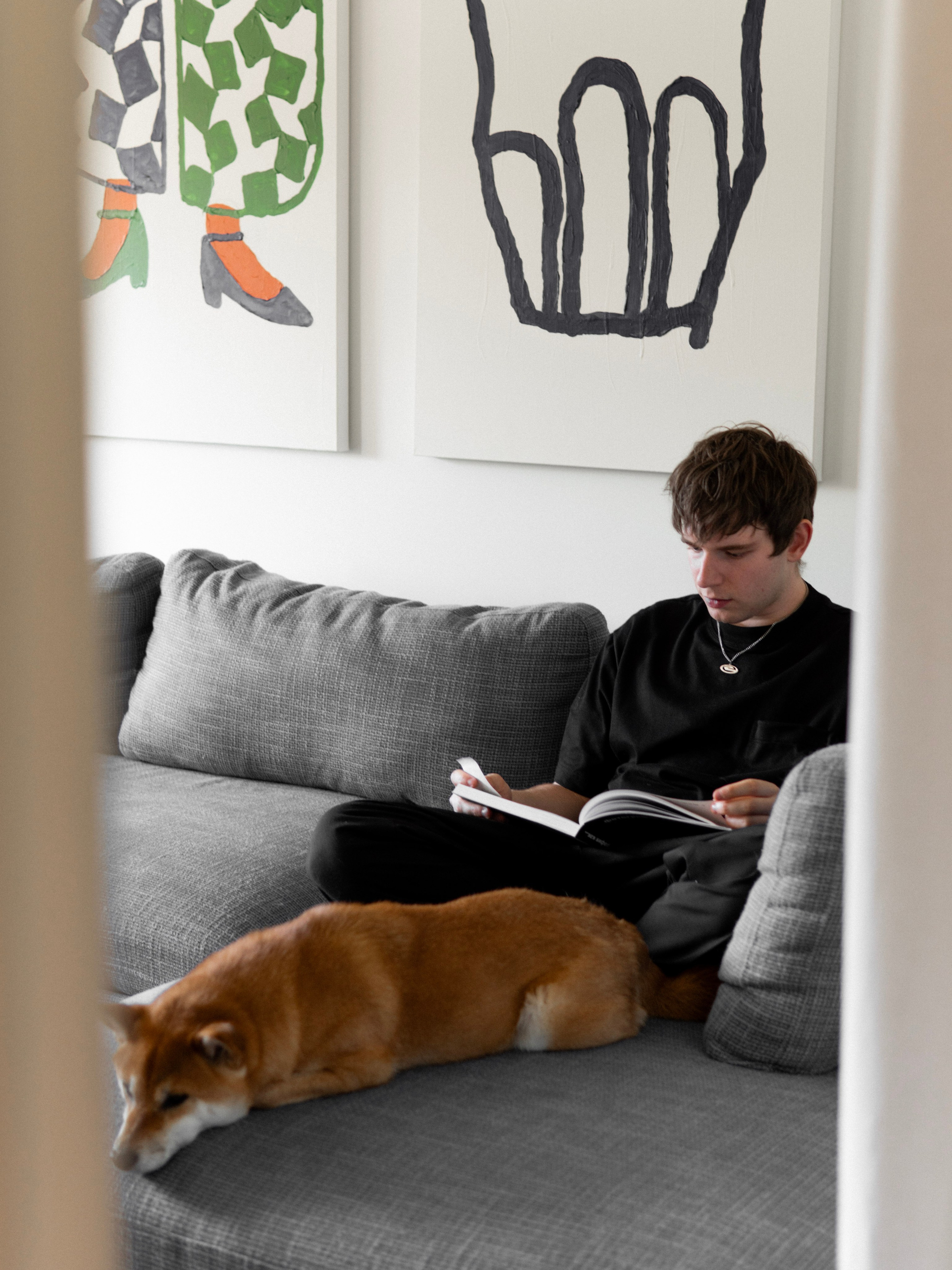 Kaamera ühel või teisel küljel. Meeste ja naiste fotograaf Tallinnas Anna Sipari