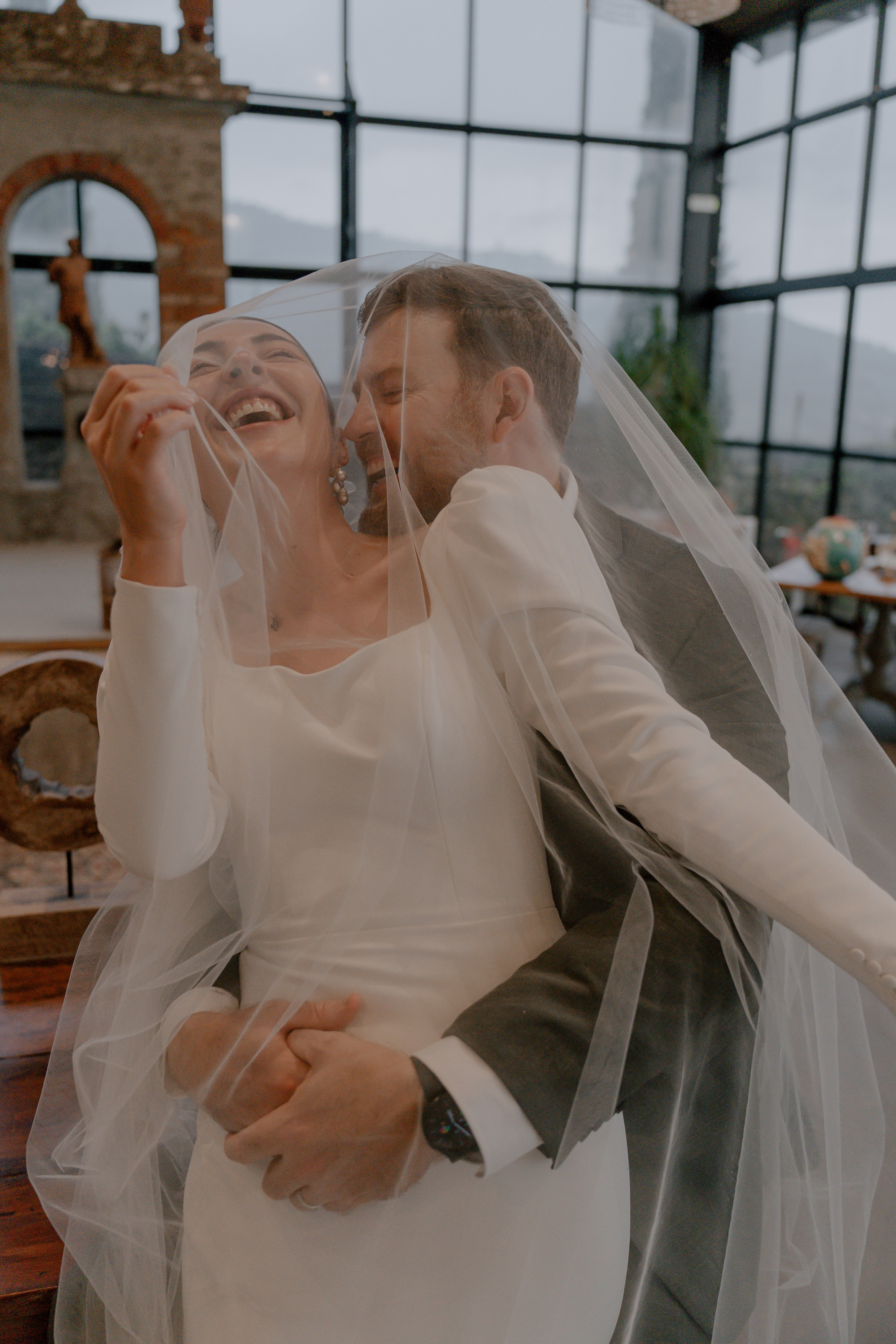 Elopment in Cortona. Villa Falconiere. Wedding Photographer in Italy