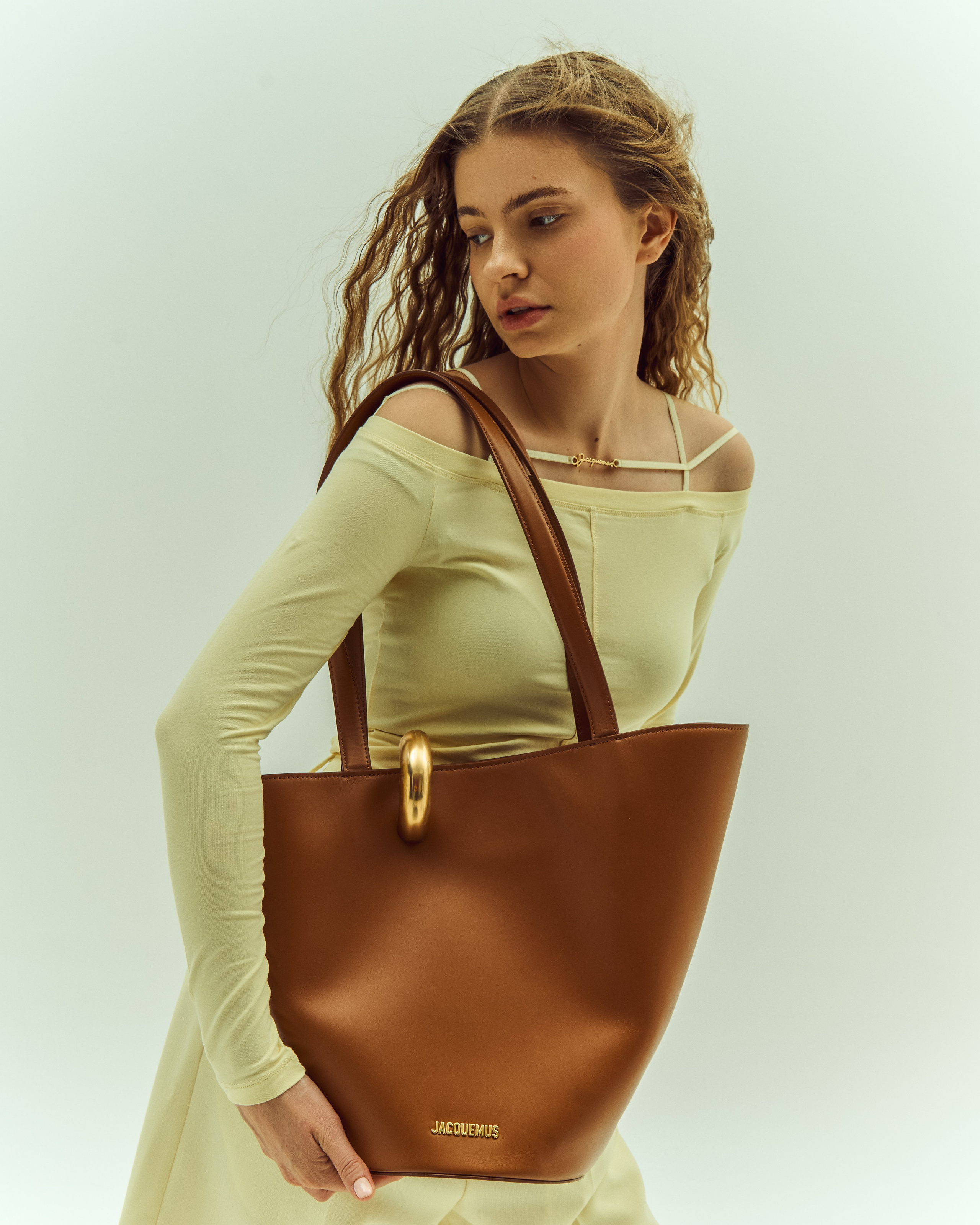 Съёмки для брендов. Фотограф в Москве Айсылу Нафикова