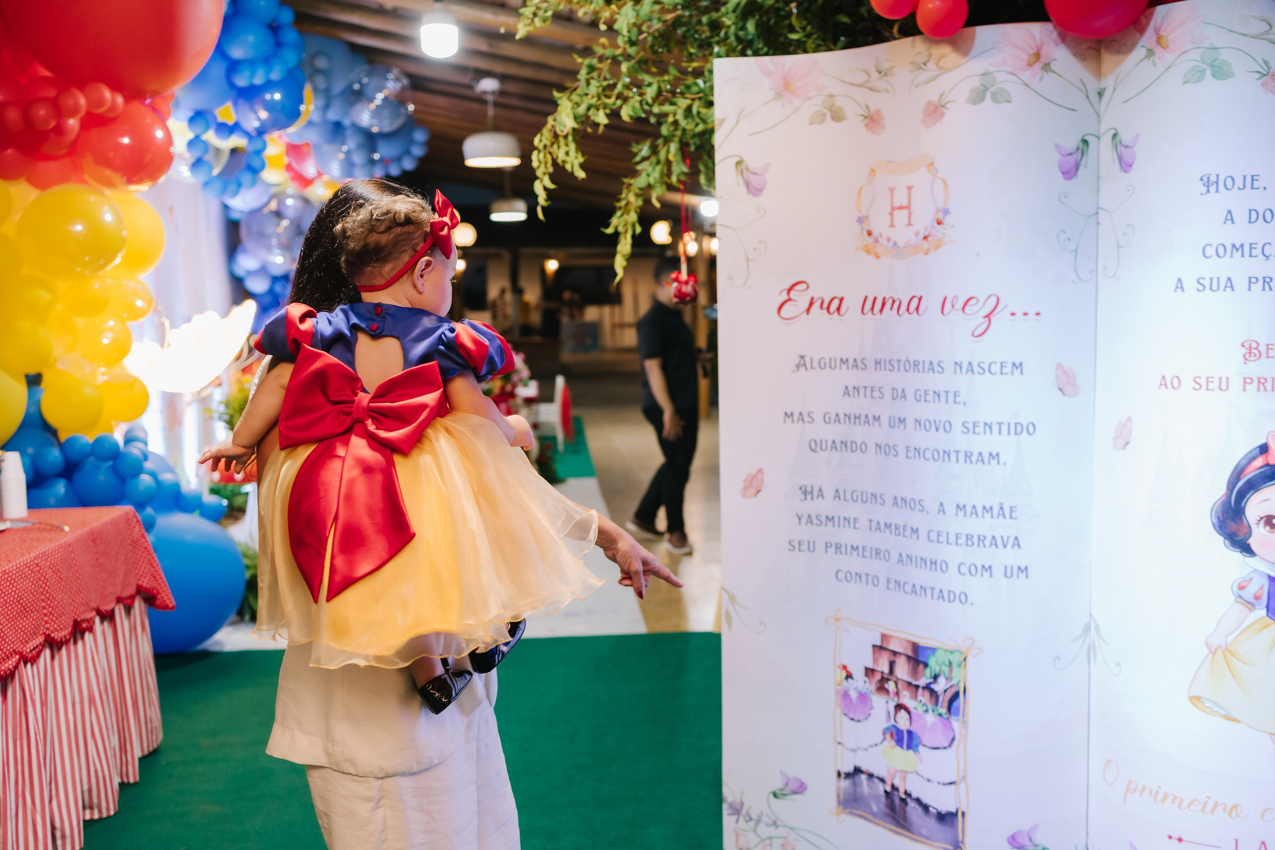 Helena — 1 ano. Fotógrafo Richard Silvestre — Casamentos na Bahia