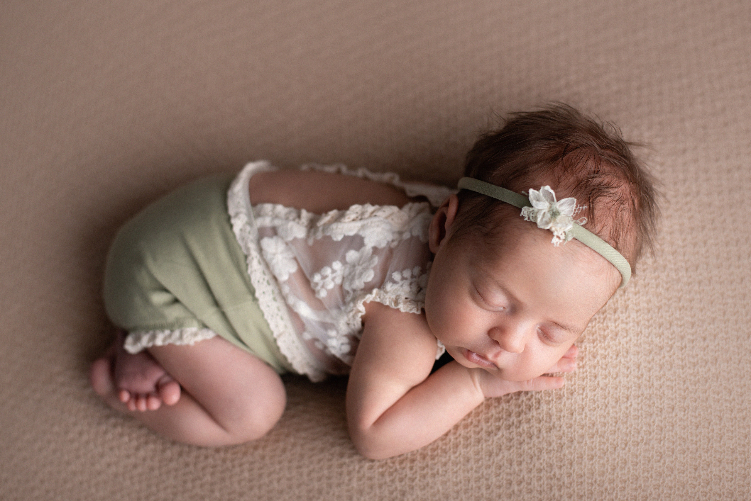 Eseniya 24 days. In-home newborn photography Raleigh & area Katya Kulikova