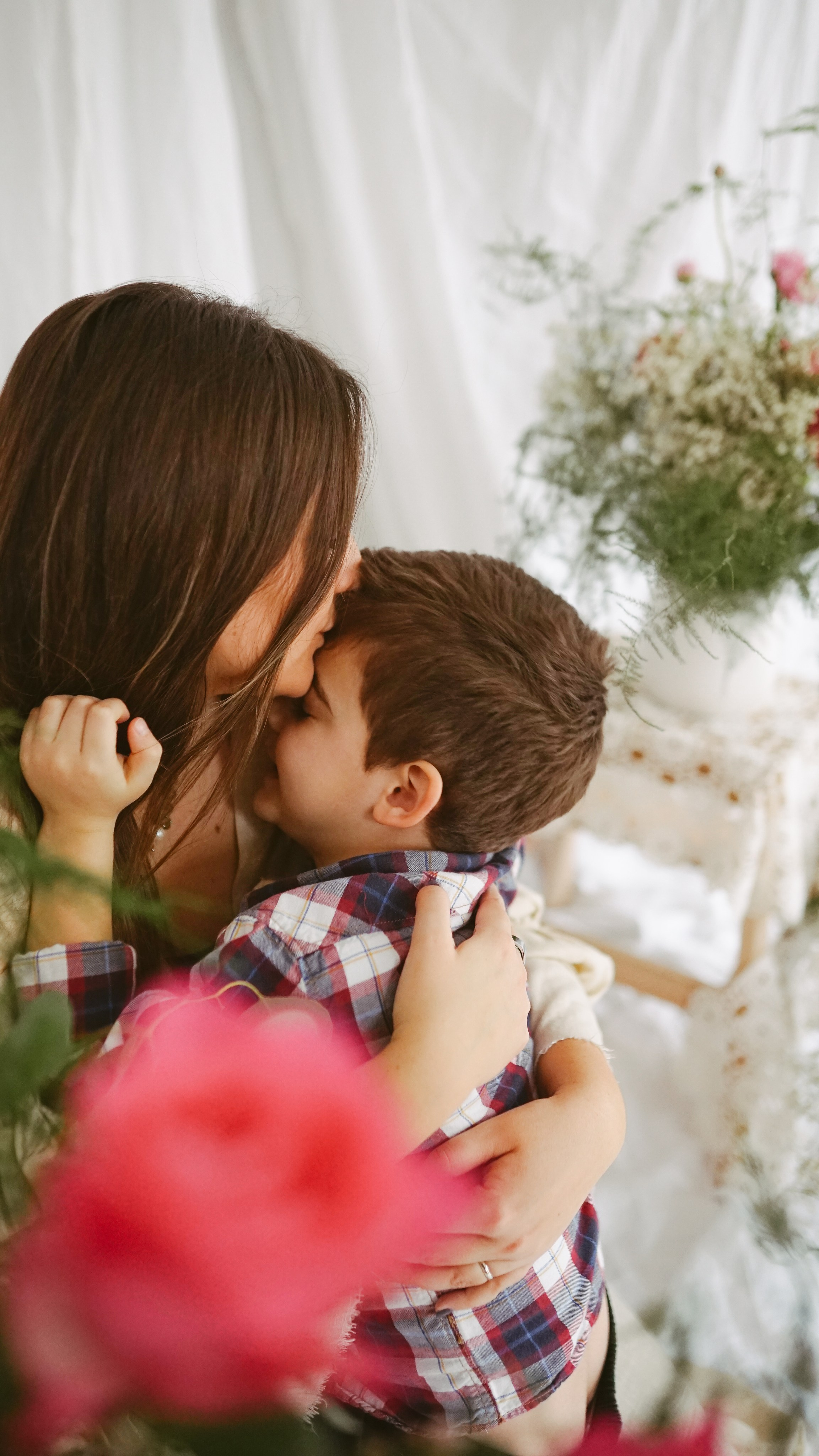 Ședințe Foto Primăvara Colorată Brașov | Mădălina Beda. Madalina Beda- Artist vizual, fotograf, doula la nastere, consultant babywearing Brasov si in toata tara