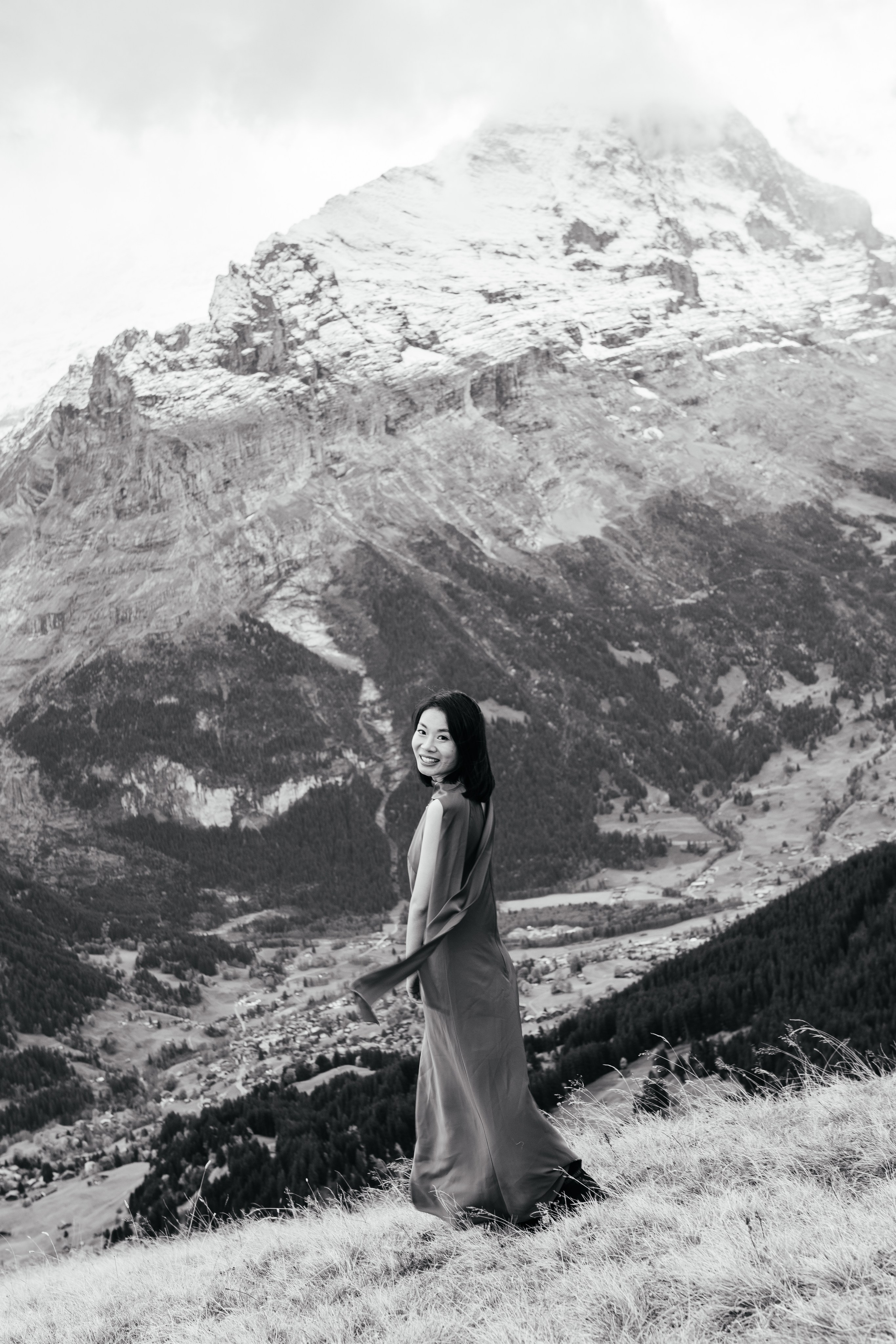 Kaiwen & Xiaoming Grindelwald, Switzerland. I am Elena Altendorfer. Wedding photographer in Zurich and Switzerland