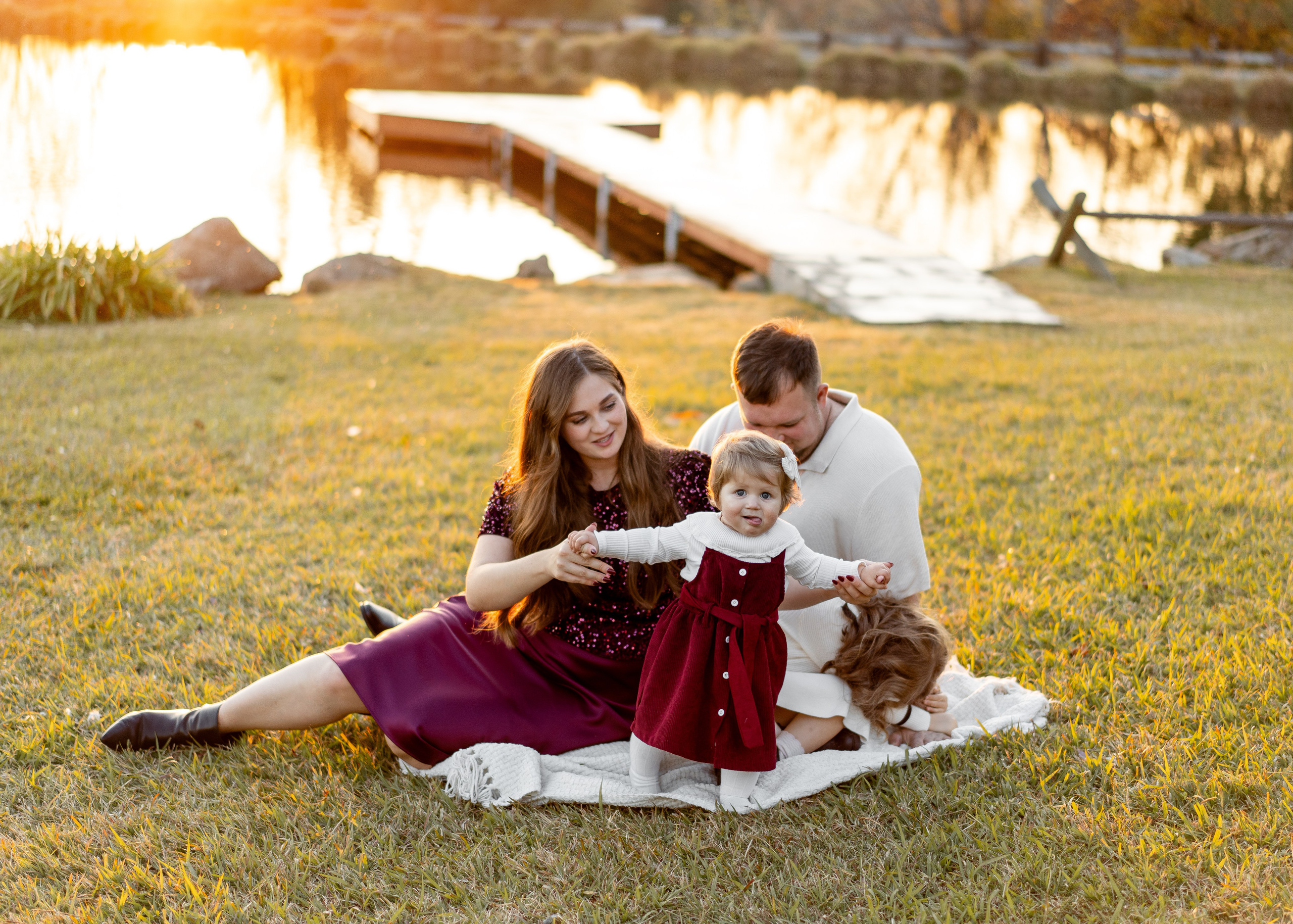 Klyushin family. Family photographer in Sacramento | Sofia Pavenko