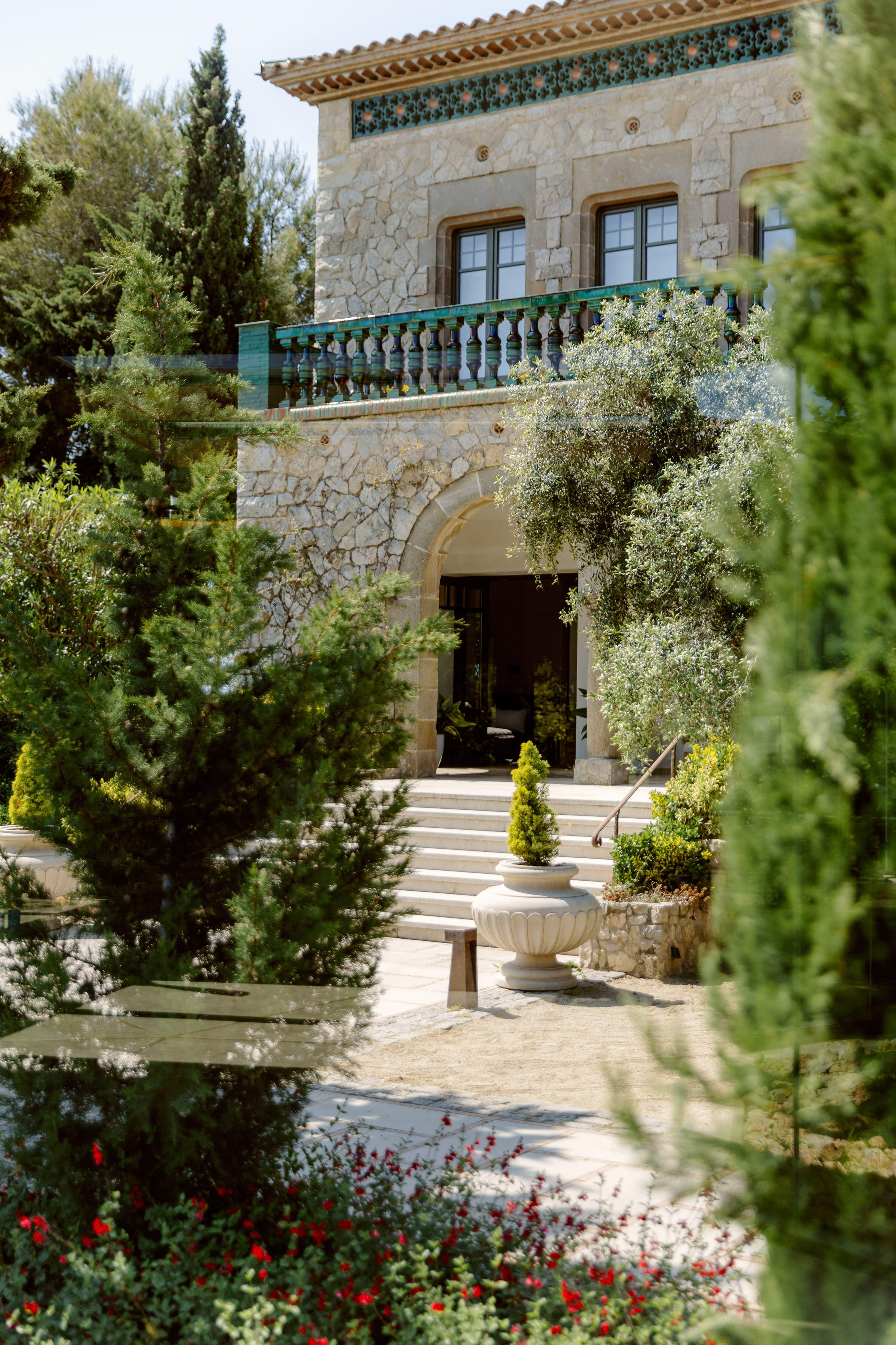 Barcelona Pre-wedding&Wedding Day. Iurkovski PHOTOGRAPHY in Europe. Luxury destination weddings and events