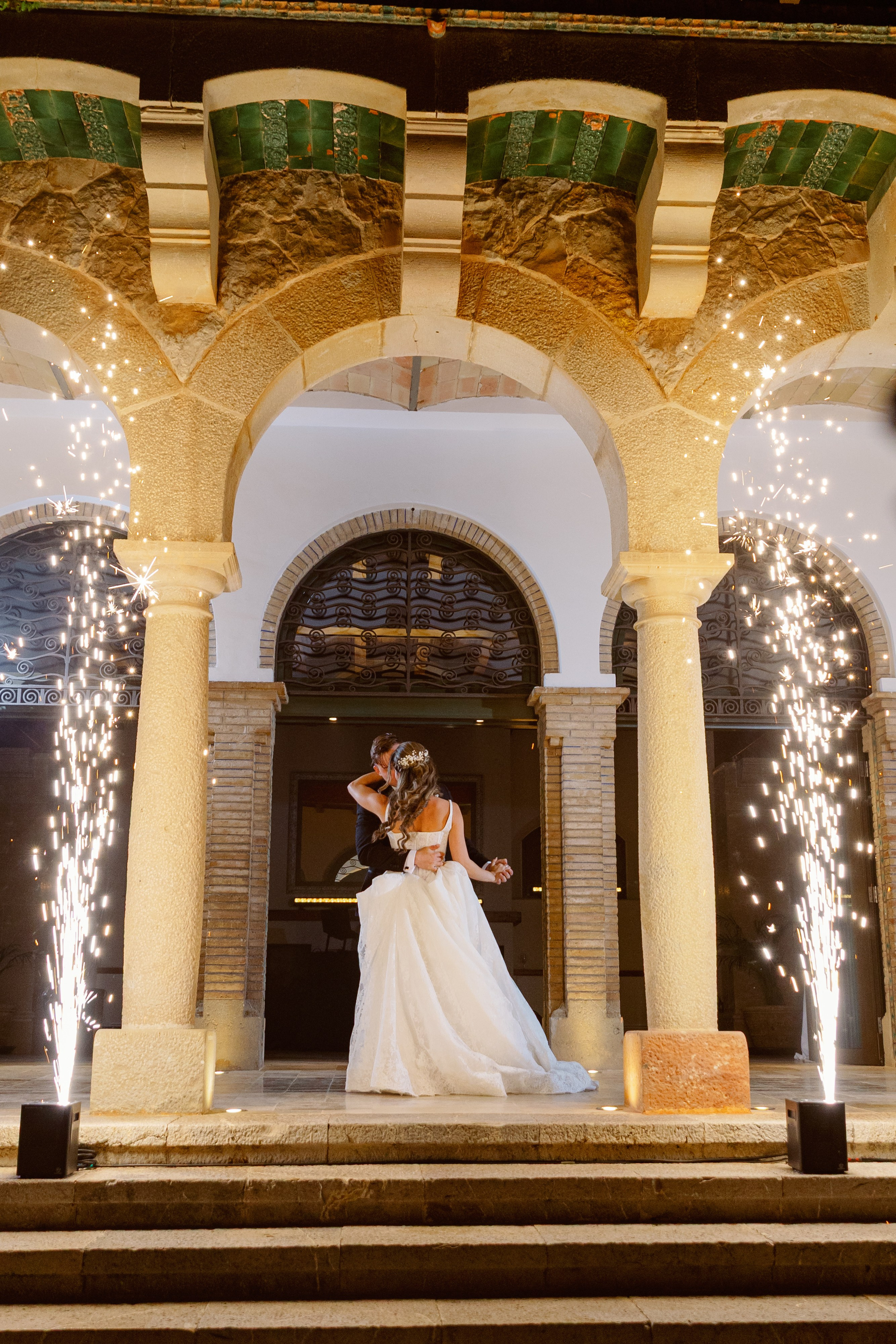 Barcelona Pre-wedding&Wedding Day. Iurkovski PHOTOGRAPHY in Europe. Luxury destination weddings and events