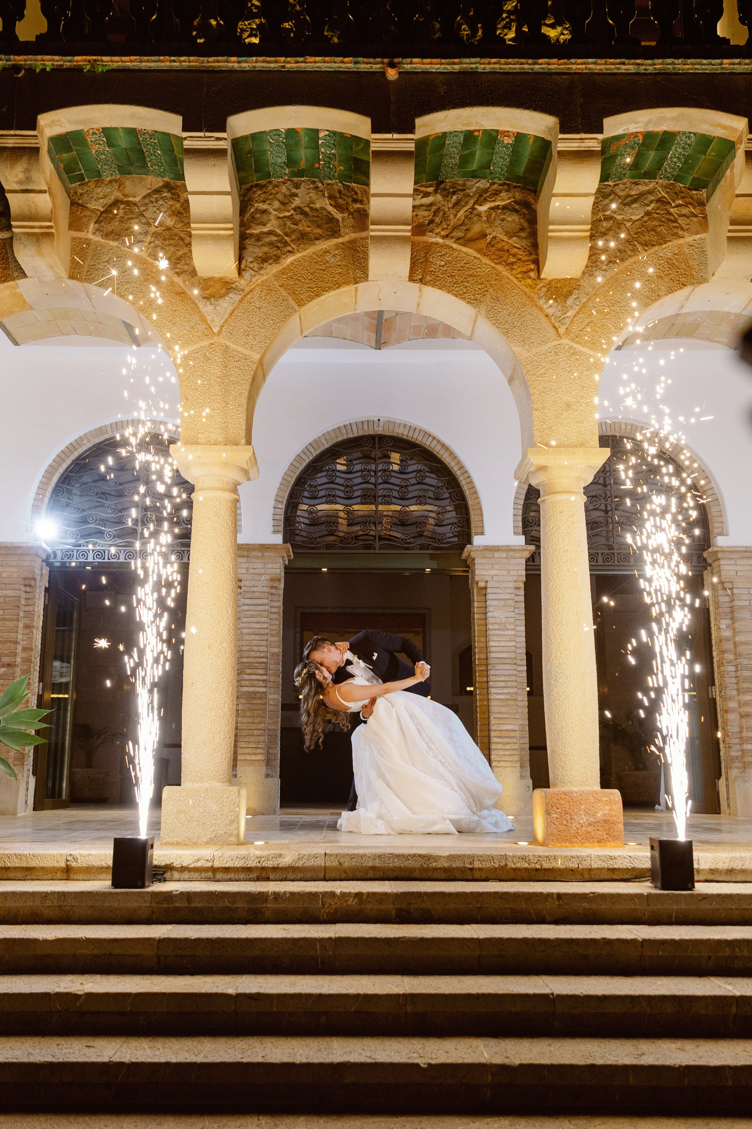 Barcelona Pre-wedding&Wedding Day. Iurkovski PHOTOGRAPHY in Europe. Luxury destination weddings and events