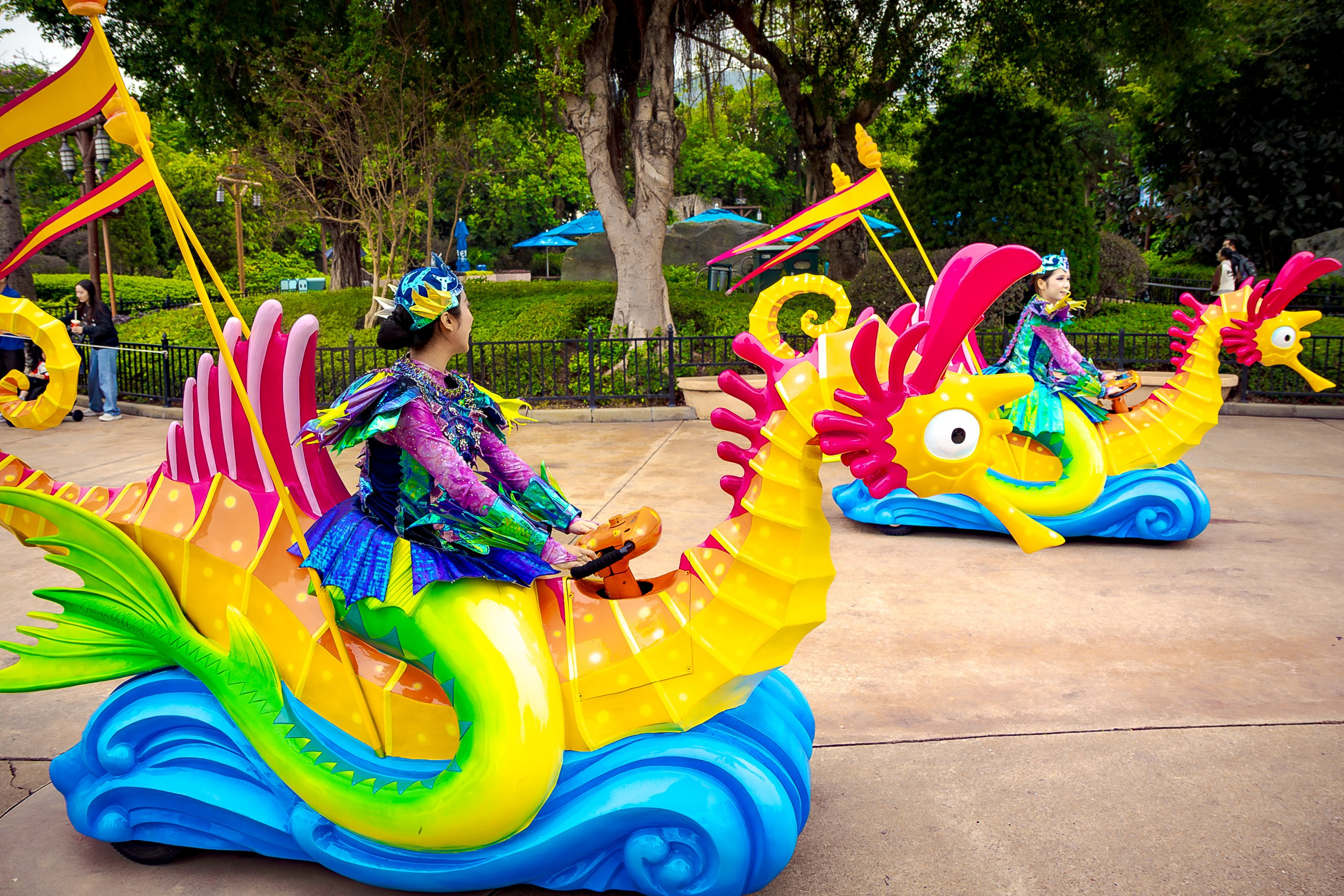 Дневной парад новогодняя версия