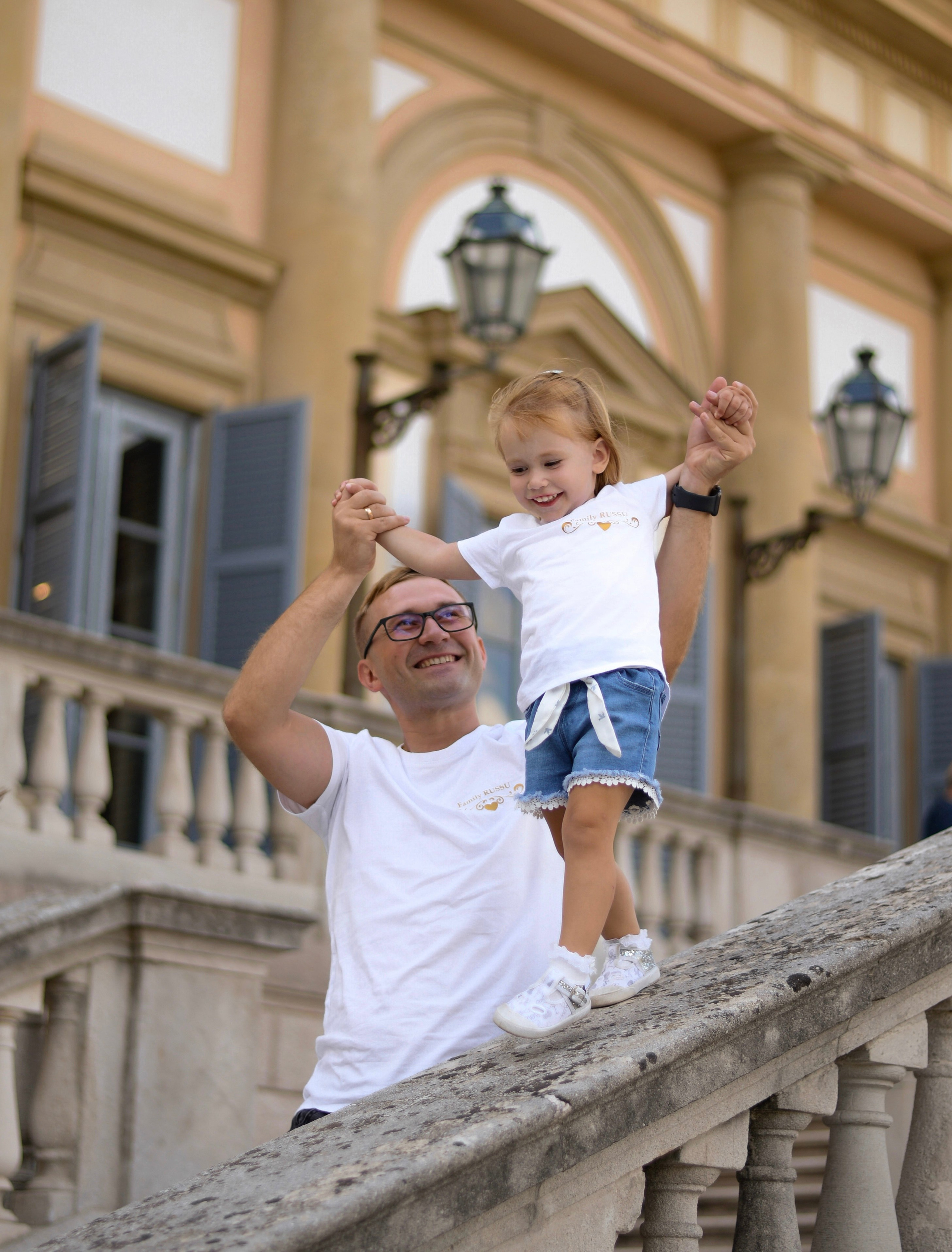 Family. Julia Kuzmovych personal and pregnancy photographer in London