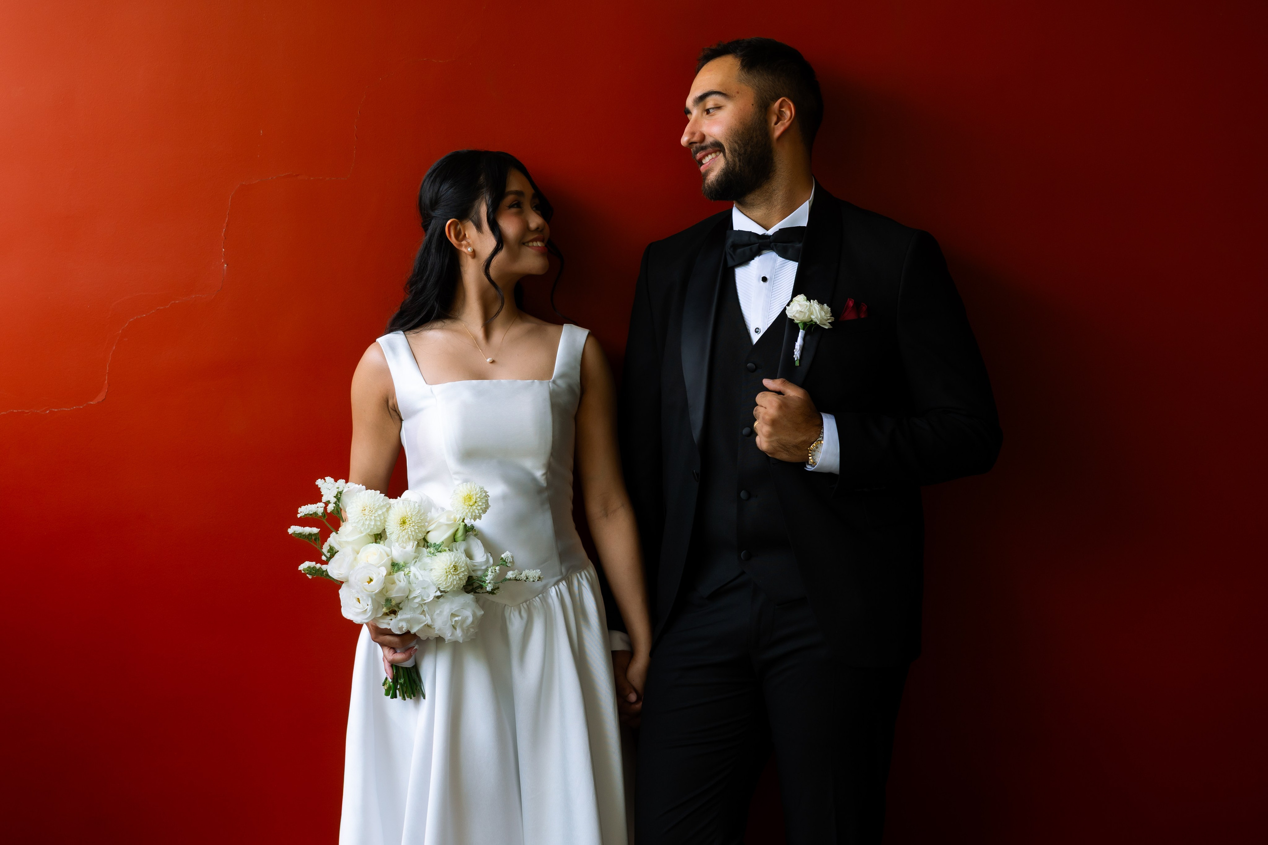 Sharing happy moments. Wedding photographer in Tbilisi Ioseb Mamniashvili