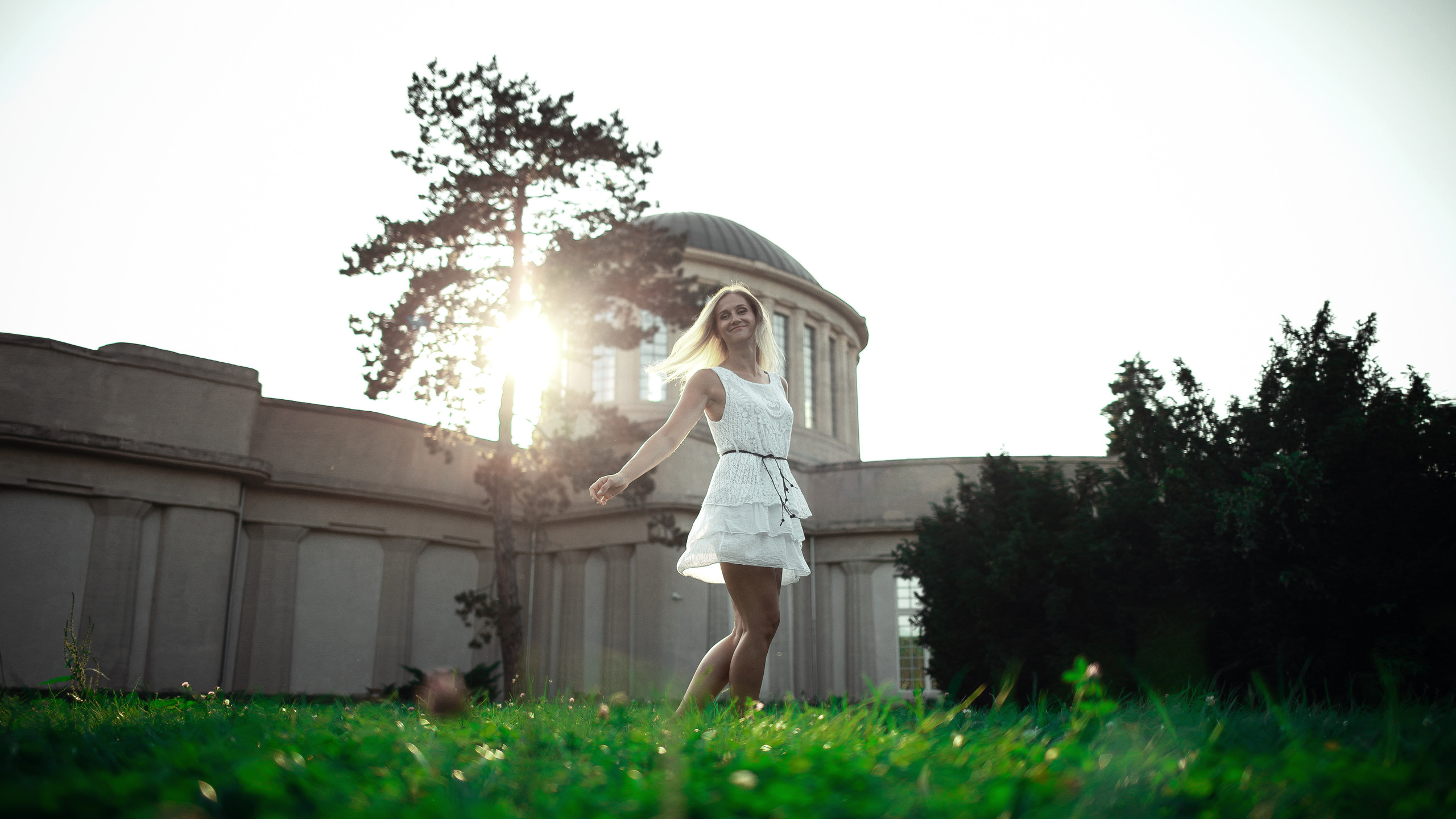 Monika | Outdoors photo session, Dimitri Ilkov photography. Dimitri Ilkov Photography — Capturing Life’s Moments in Edmonton, Cana