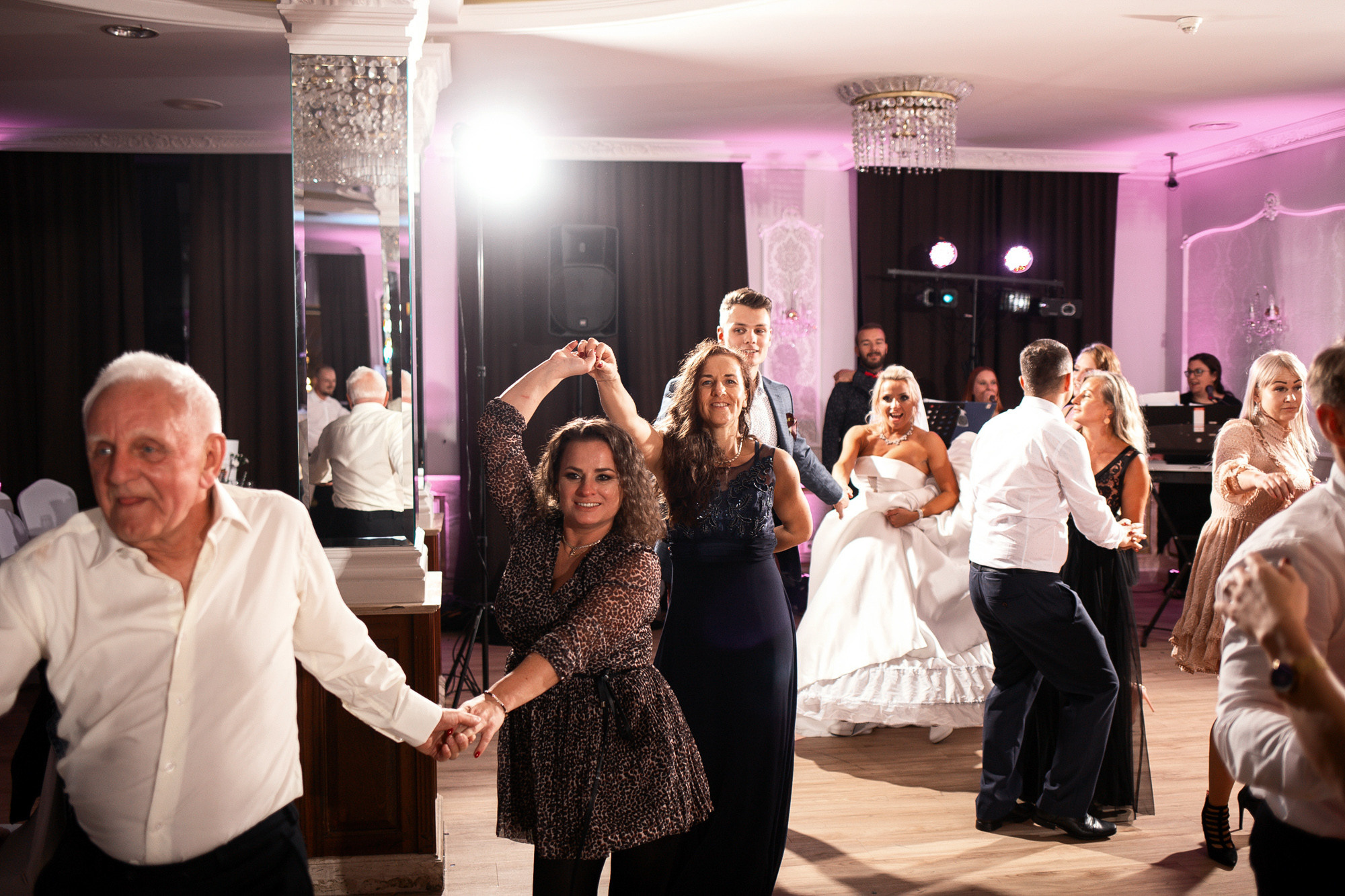 Wedding reportage | Alicja & Krzysztof. Dimitri Ilkov Photography — Capturing Life’s Moments in Edmonton, Cana