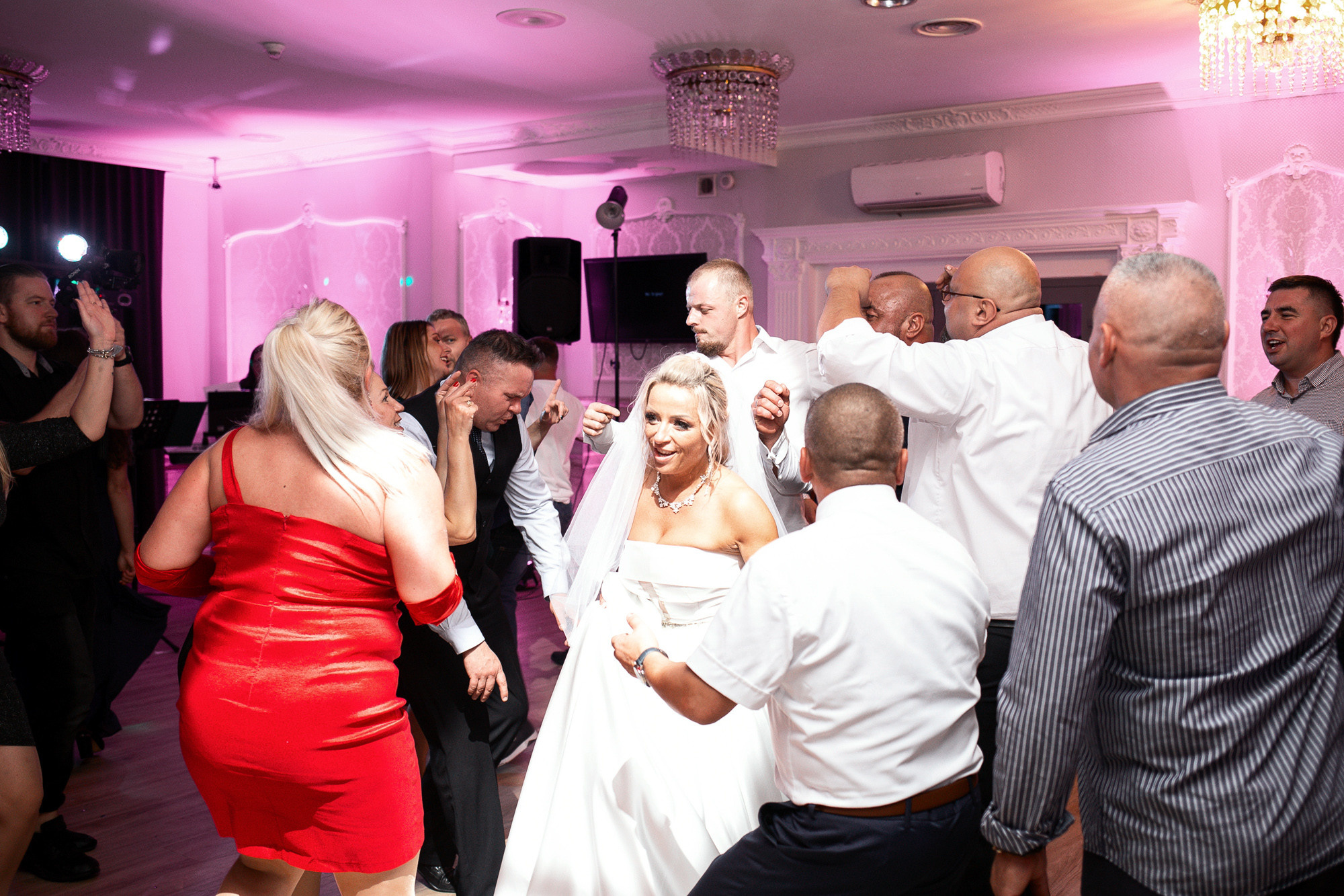 Wedding reportage | Alicja & Krzysztof. Dimitri Ilkov Photography — Capturing Life’s Moments in Edmonton, Cana