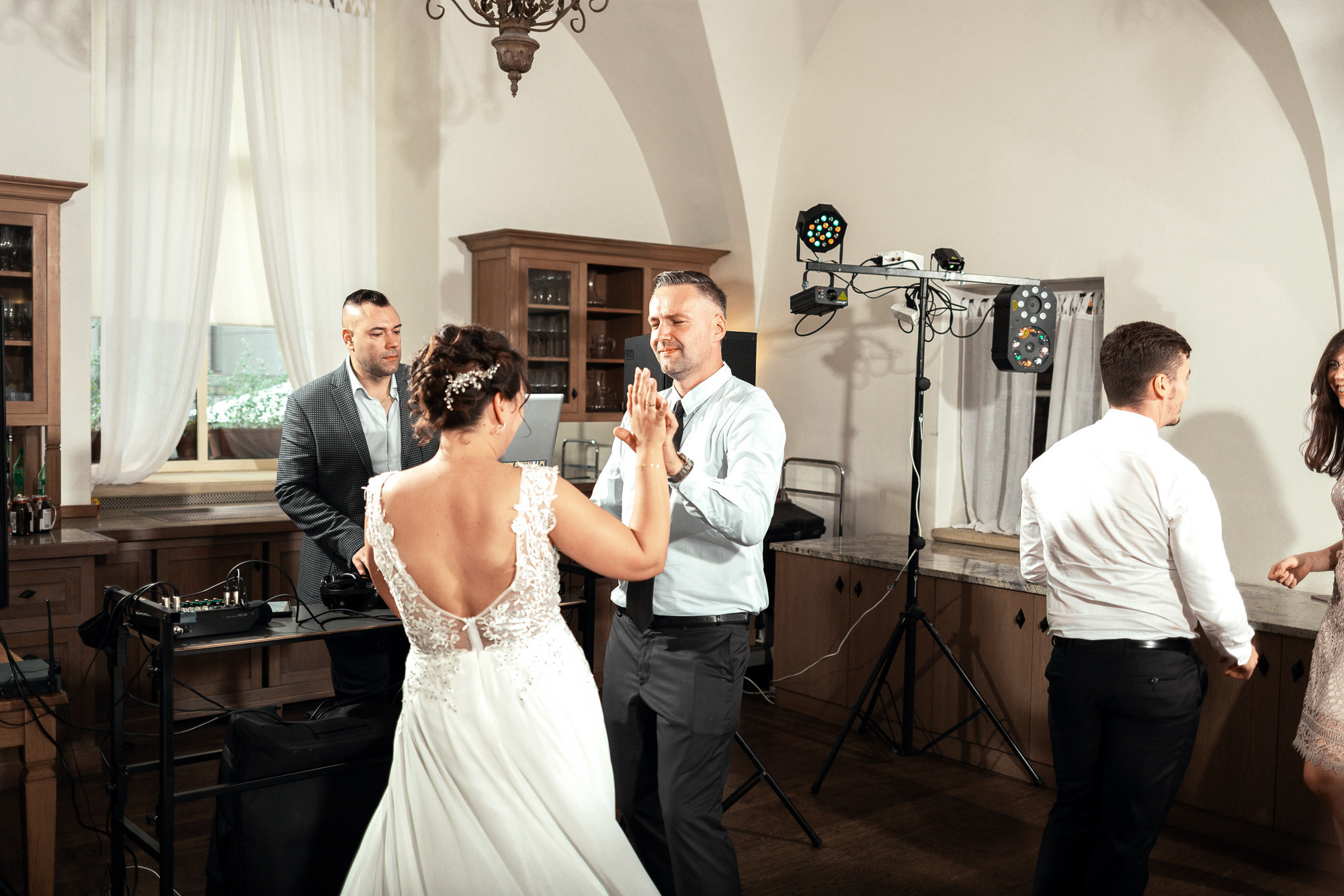 Wedding reportage | Łukasz & Izabela. Dimitri Ilkov Photography — Capturing Life’s Moments in Edmonton, Cana