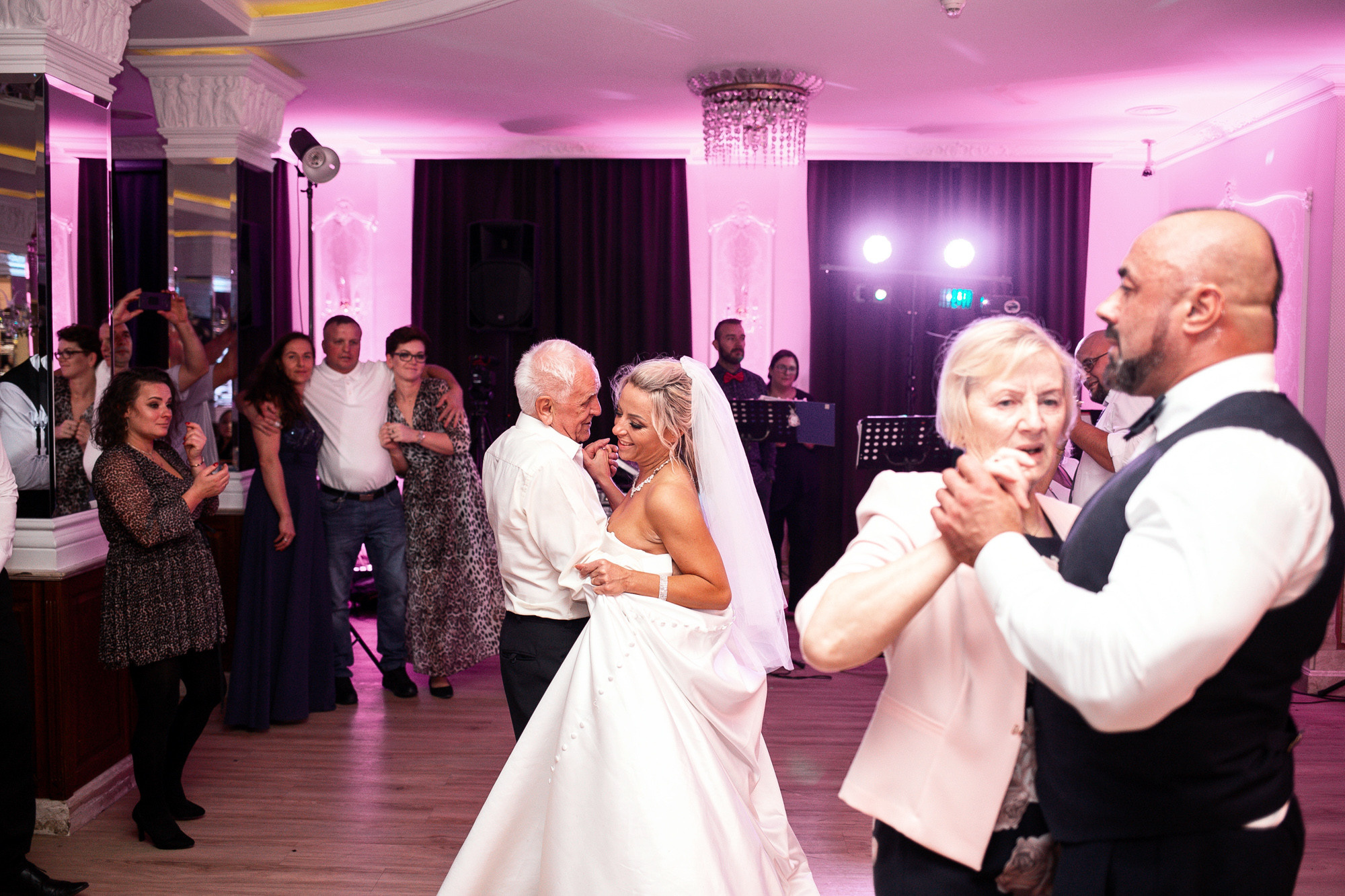 Wedding reportage | Alicja & Krzysztof. Dimitri Ilkov Photography — Capturing Life’s Moments in Edmonton, Cana