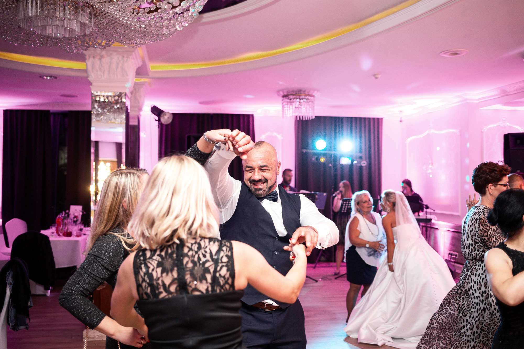 Wedding reportage | Alicja & Krzysztof. Dimitri Ilkov Photography — Capturing Life’s Moments in Edmonton, Cana