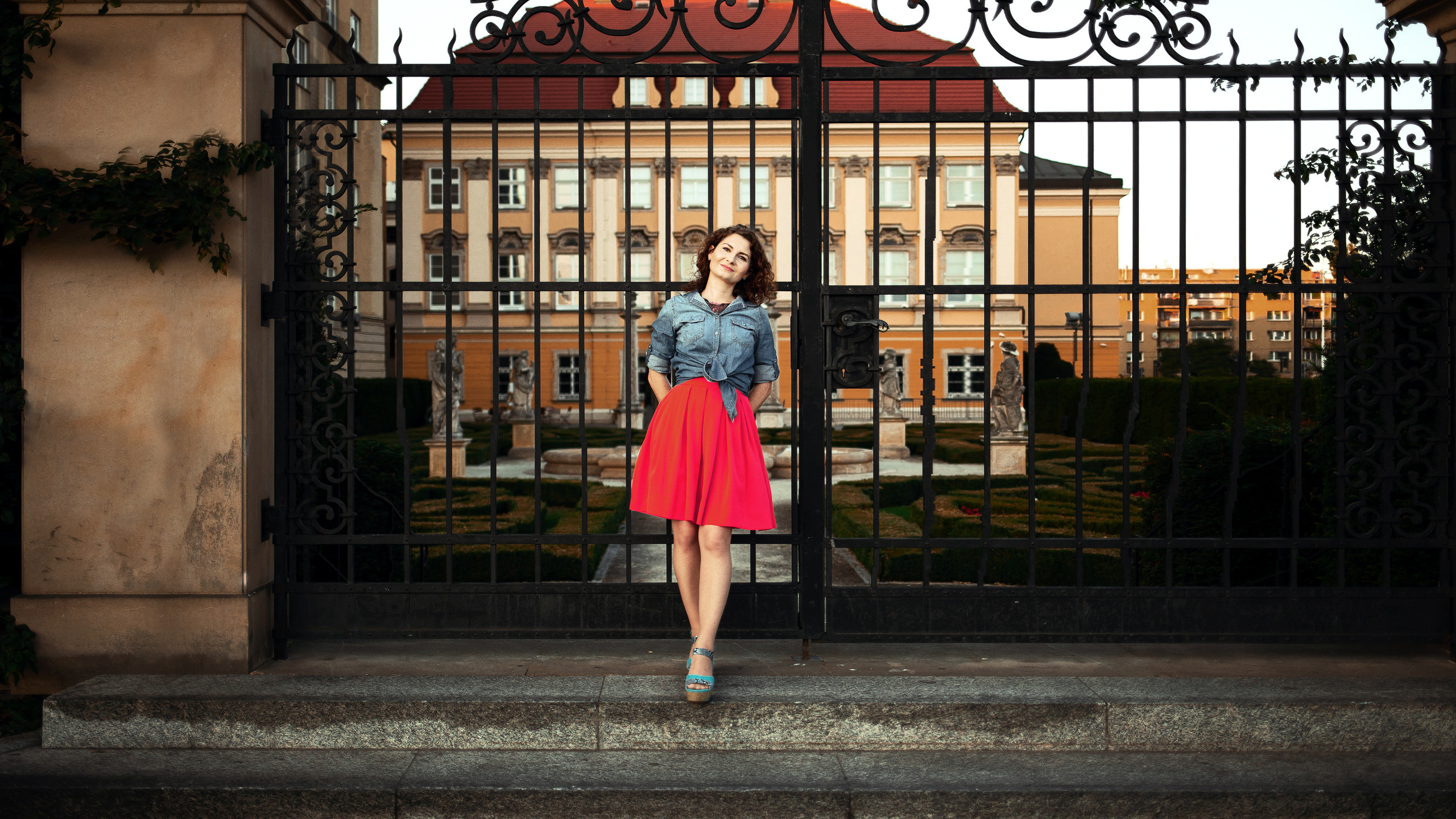 Aldona | Outdoor photo session. Dimitri Ilkov Photography — Capturing Life’s Moments in Edmonton, Cana