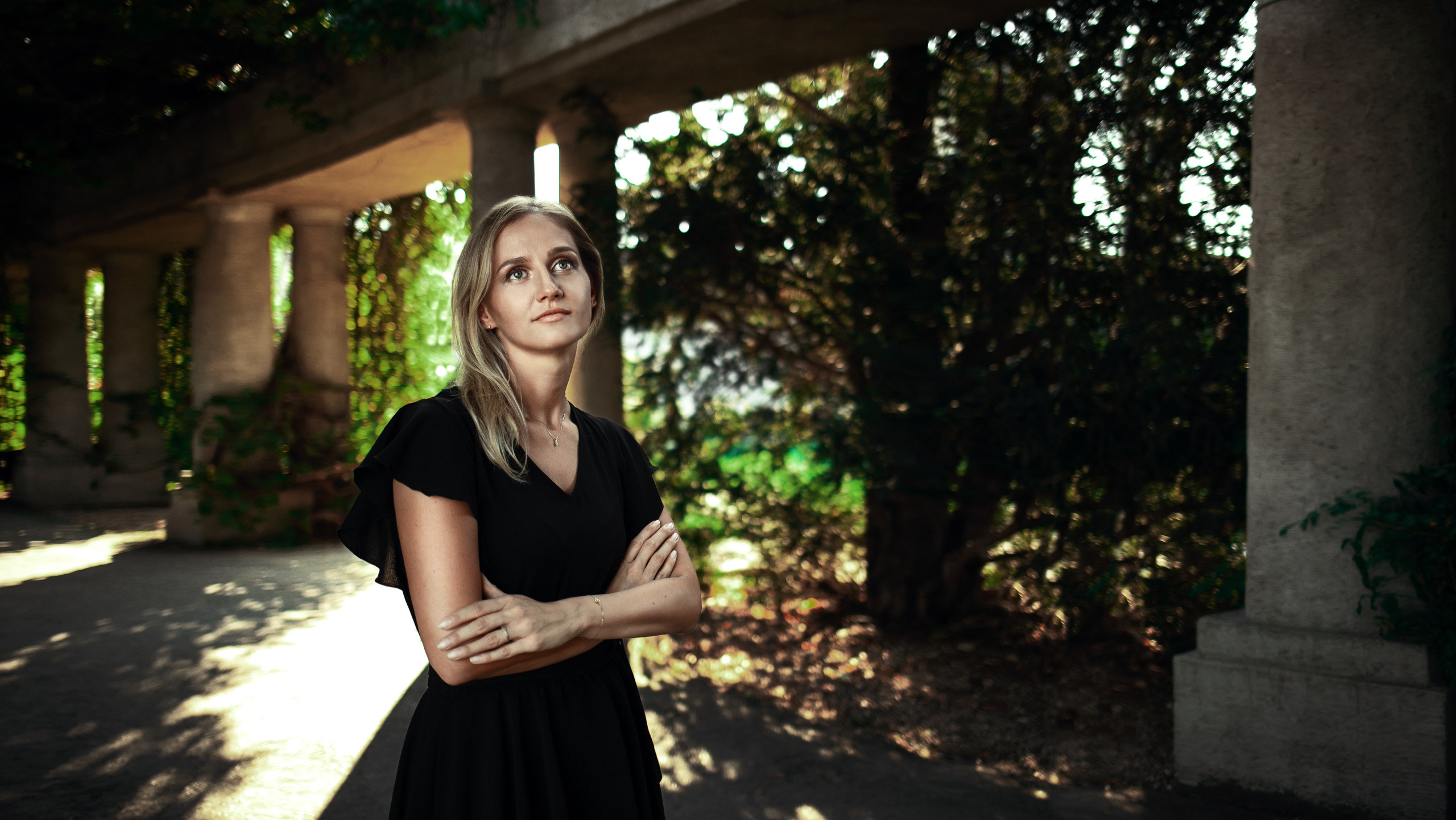 Monika | Outdoors photo session, Dimitri Ilkov photography. Dimitri Ilkov Photography — Capturing Life’s Moments in Edmonton, Cana