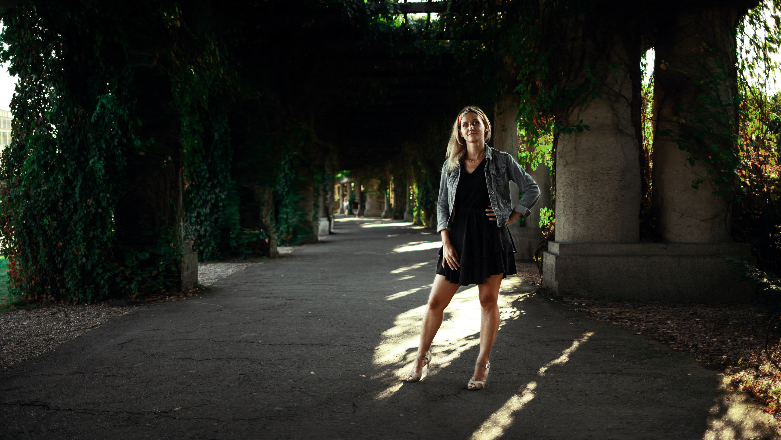 Monika | Outdoors photo session, Dimitri Ilkov photography. Dimitri Ilkov Photography — Capturing Life’s Moments in Edmonton, Cana