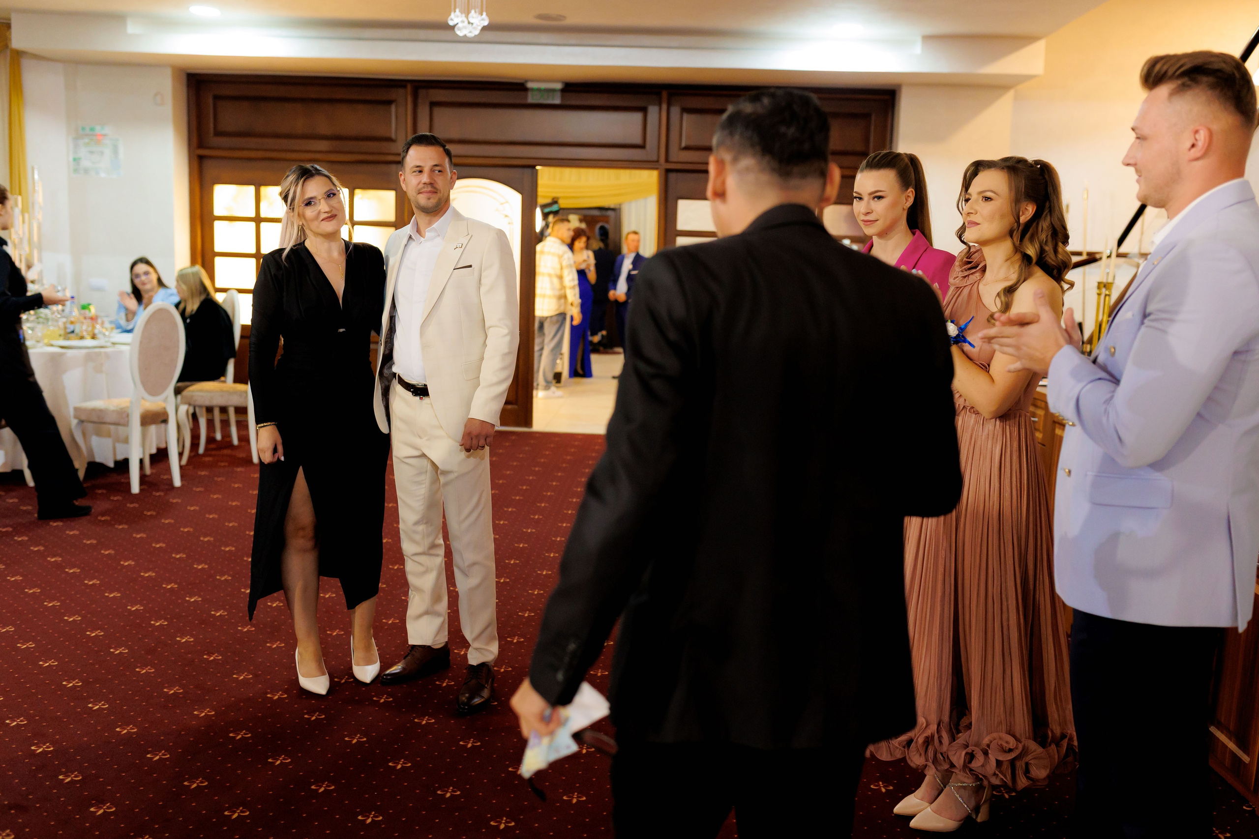 Loredana & Emilian – Ziua Nunții | Videografie - fotografie Botez Suceava, Iași, Botoșani. Servicii foto-video profesionale, pentru momente de neuitat