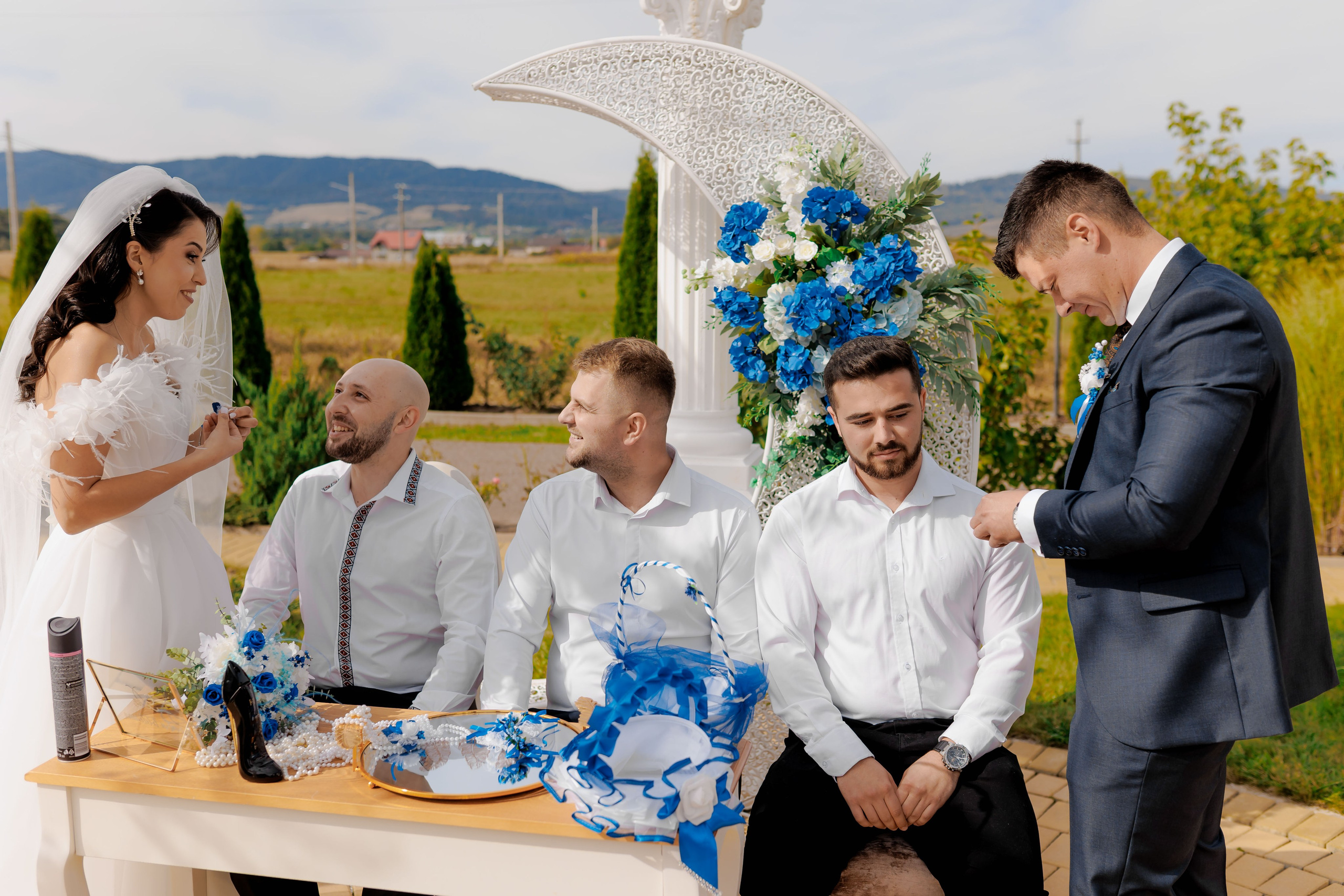 Loredana & Emilian – Ziua Nunții | Videografie - fotografie Botez Suceava, Iași, Botoșani. Servicii foto-video profesionale, pentru momente de neuitat