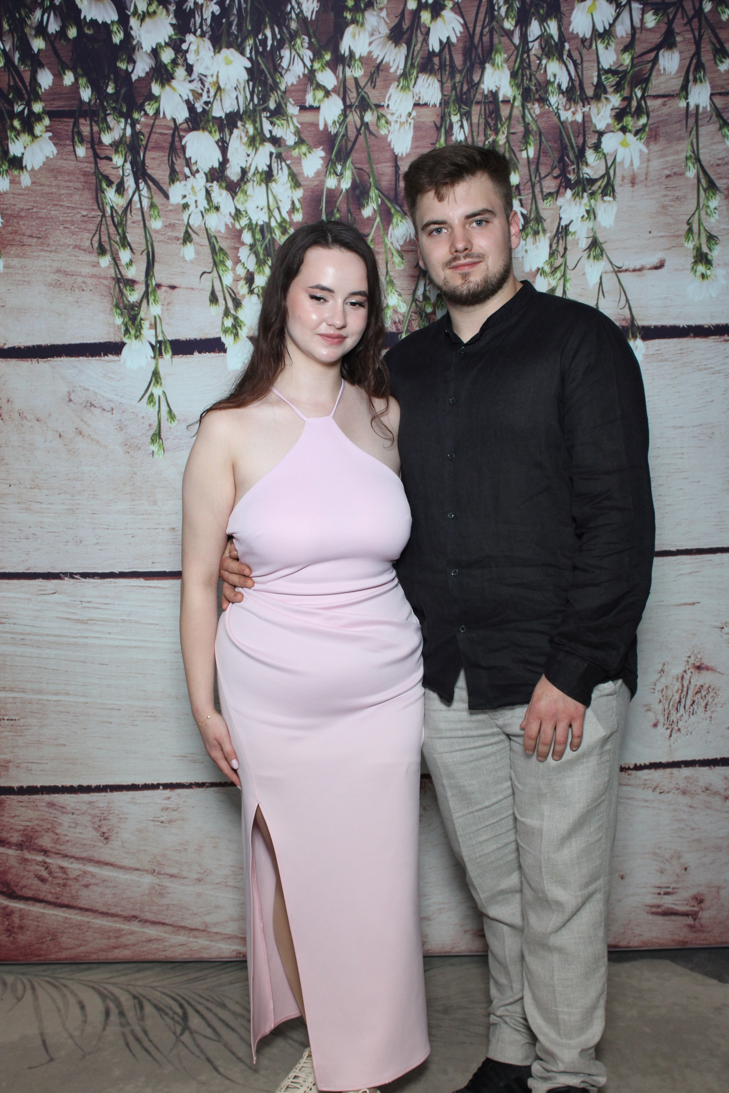 Nunta Denisa & Daniel – Zâmbete și distracție cu Oglinda Amintirilor Suceava