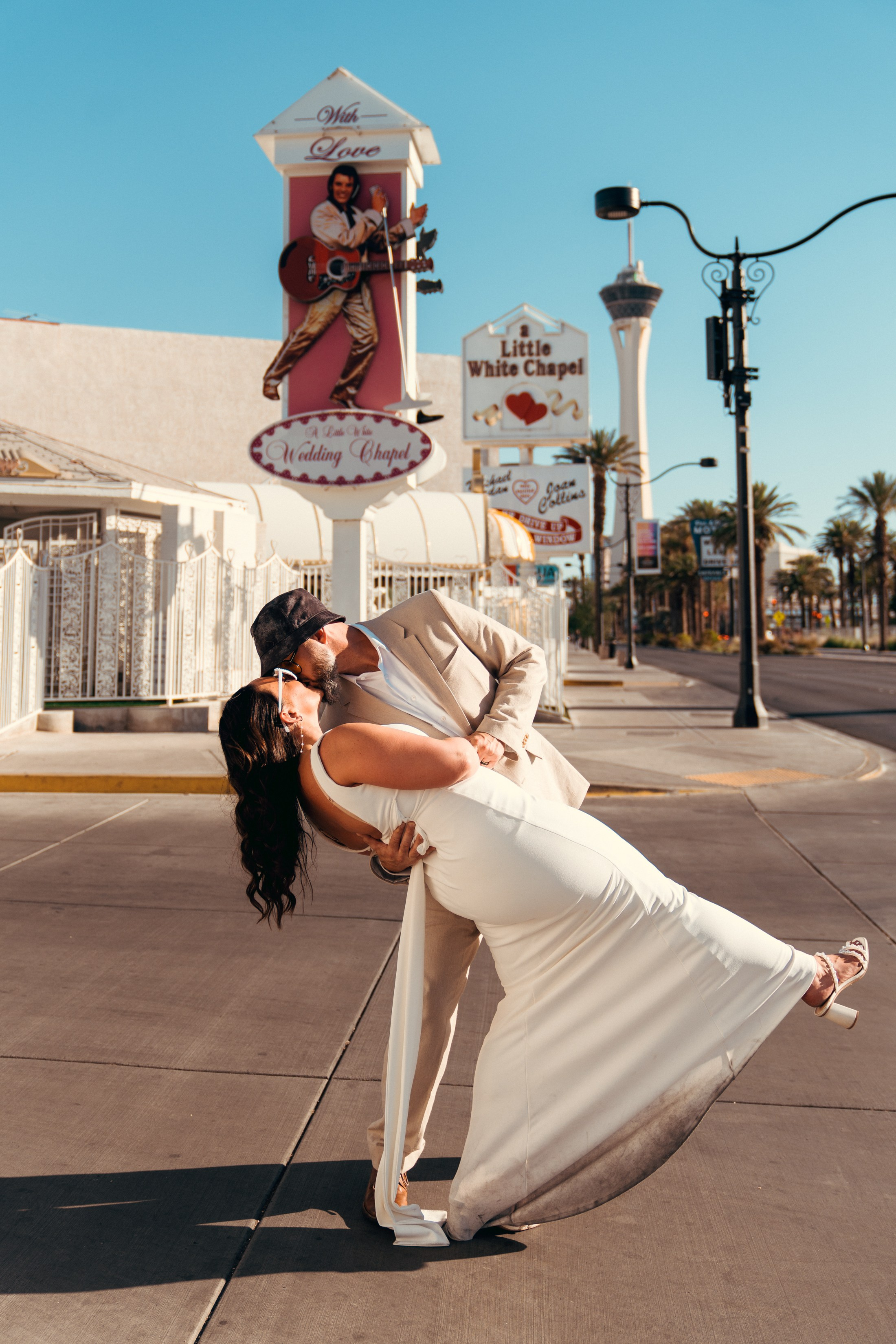 Alli&Nik. Wedding & elopement photographer Viktoriya Kravtsov. Las Vegas
