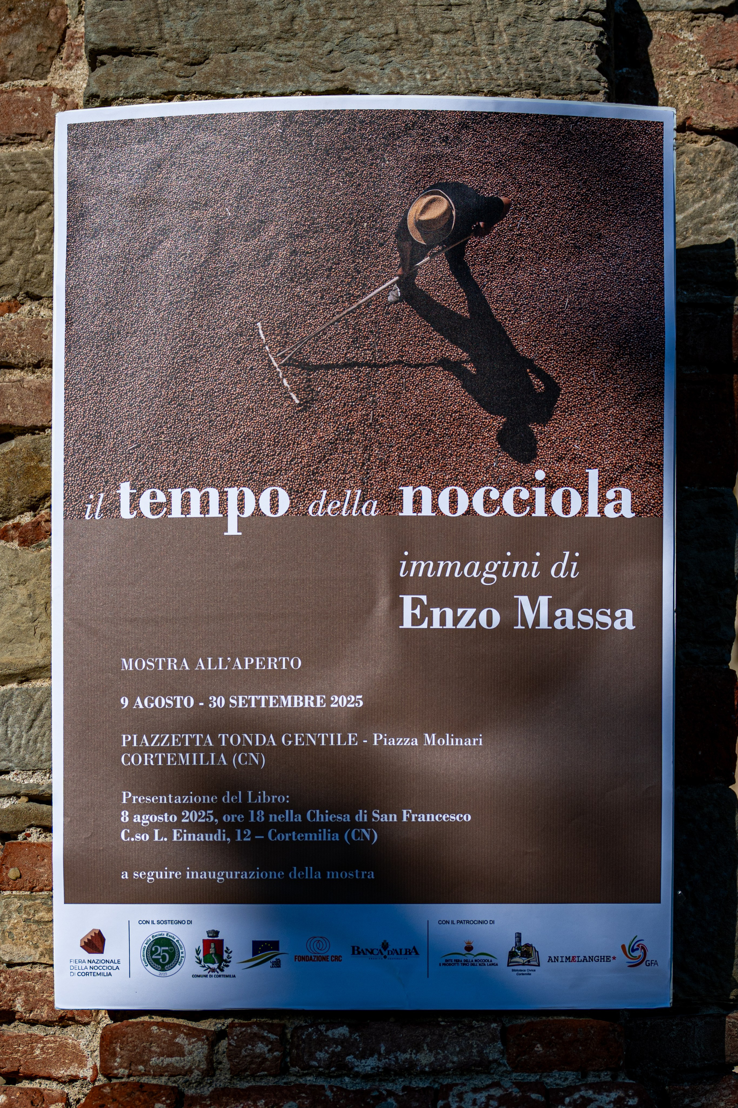 Il Tempo della Nocciola di Enzo Massa. “Gianmaria Coscia fotografo per passione”
