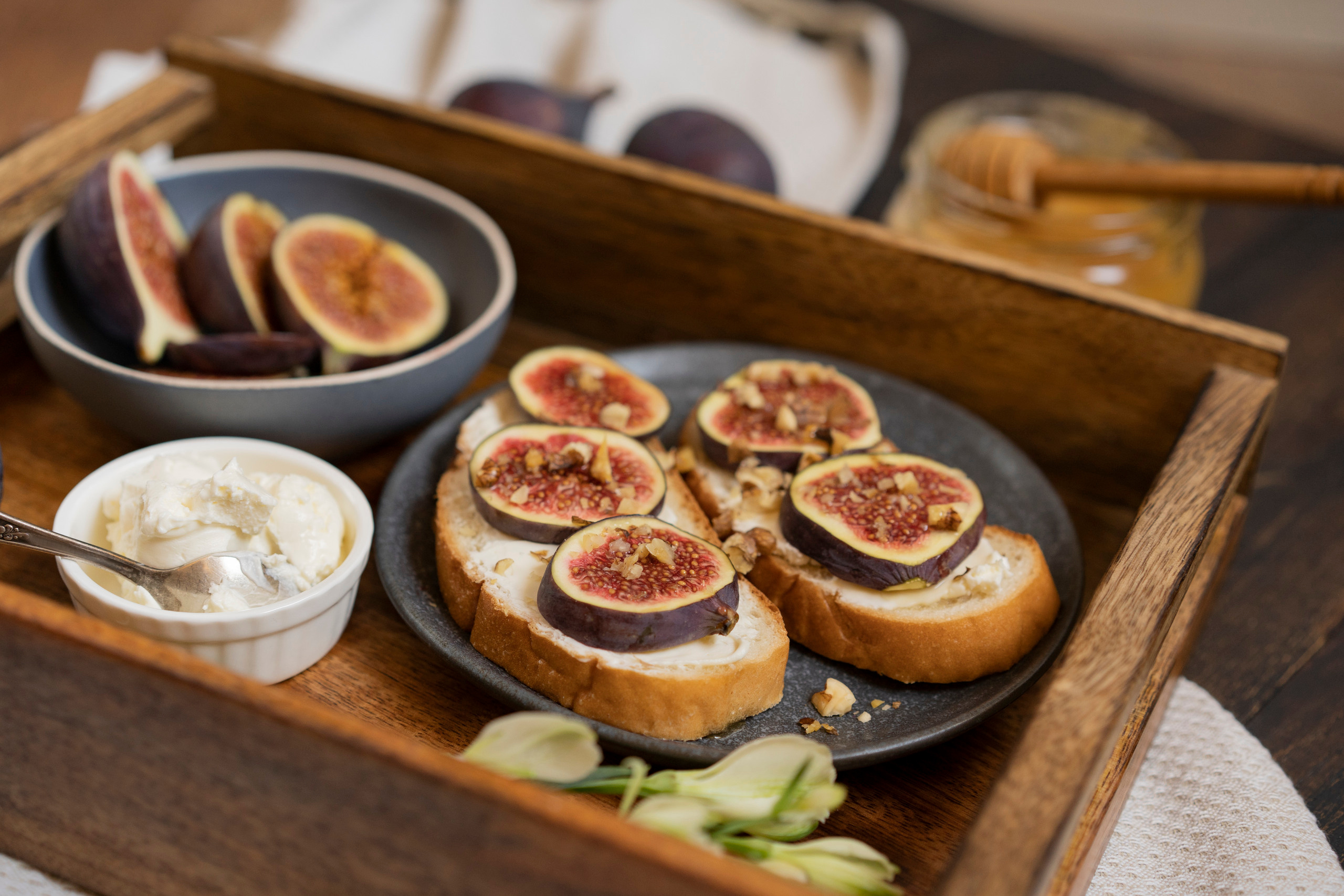 LM. Photographer in Riga, Latvia. Food photo, portraits, fashion