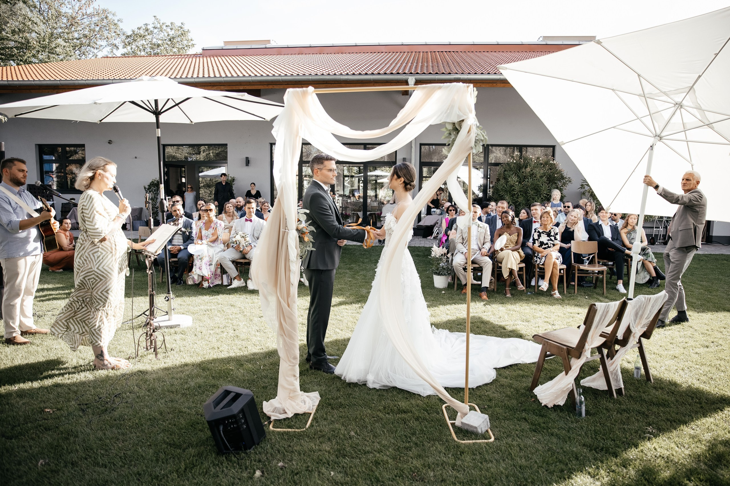 Ornella & Alex. Familien-, Hochzeits- und Newbornfotografin Neustadt an der Weinstraße