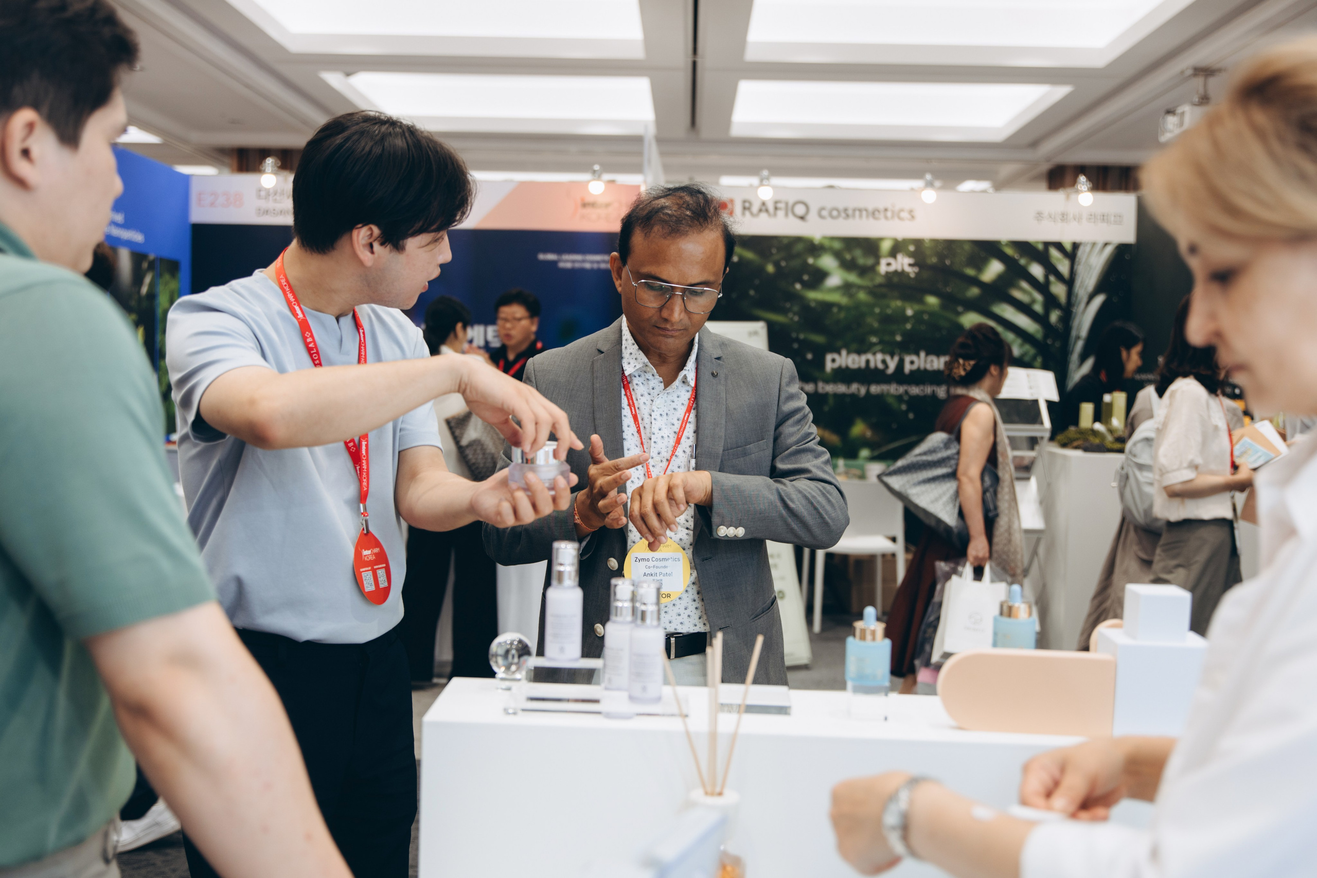 Inter charm Korea 2024 (ELSYM8). Portrait photographer in South Korea Olga Lian