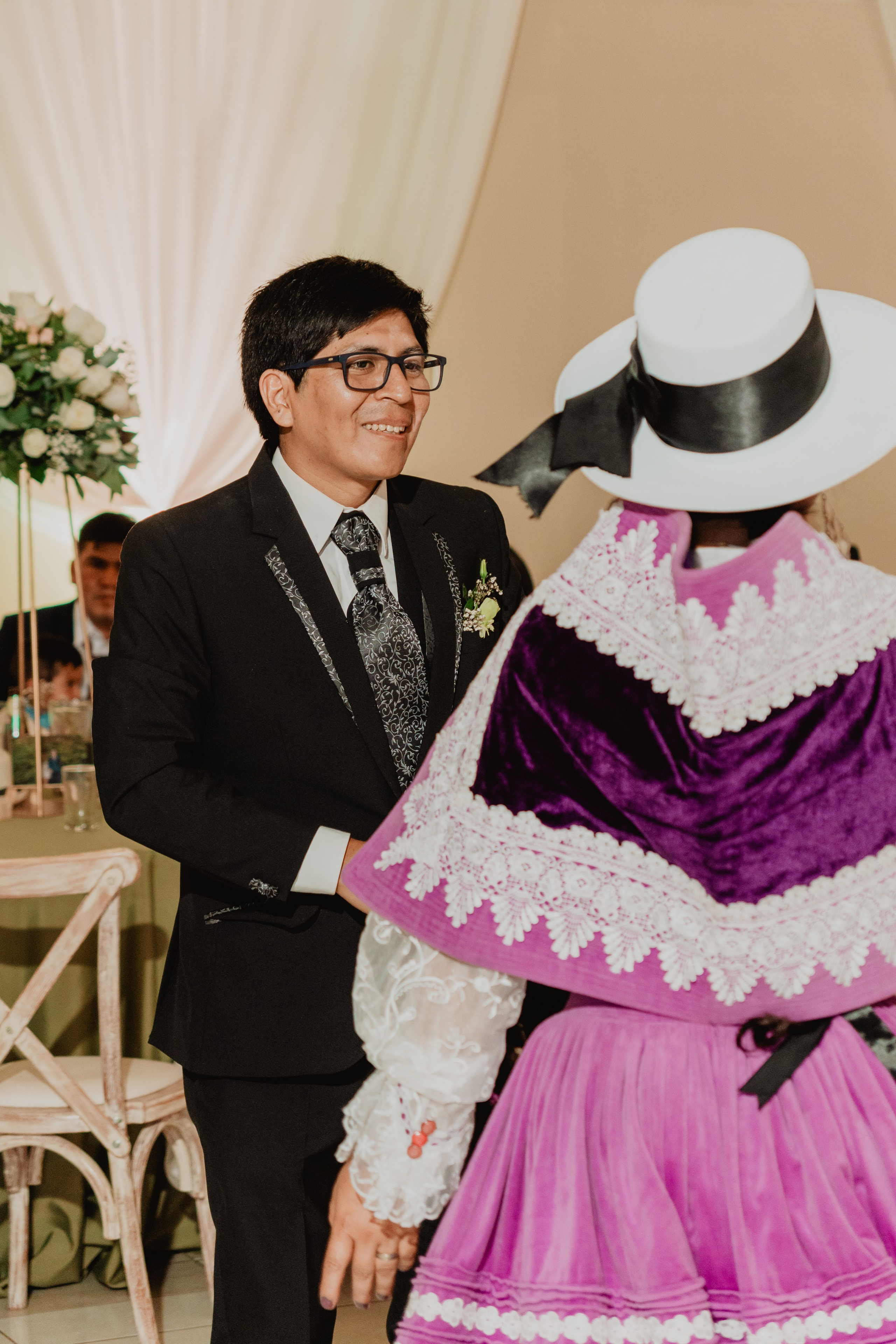 FERNANDO + MARIBEL | BODA RELIGIOSA. Studio KVTA | Fotografía y Video de Bodas en Arequipa