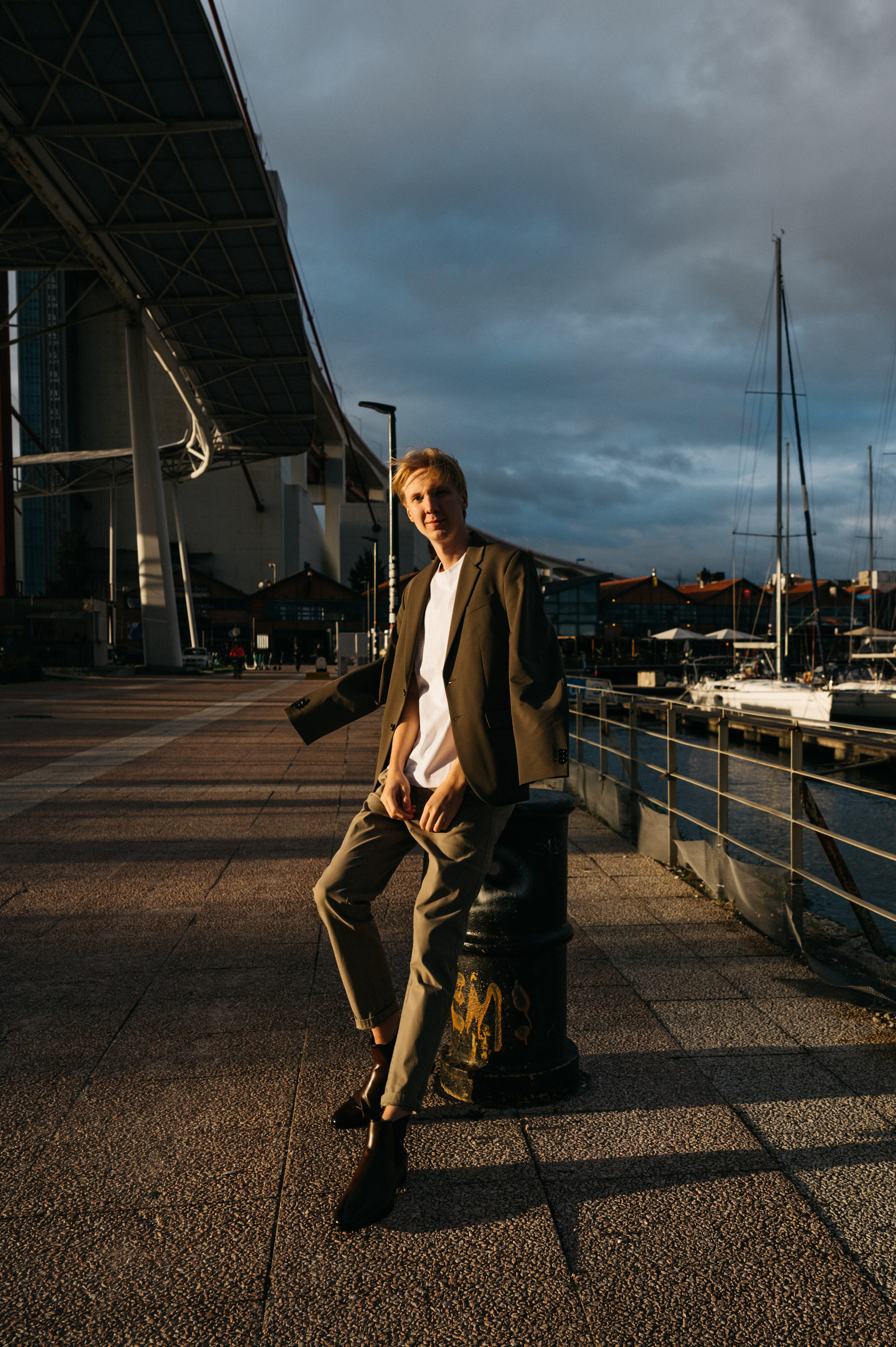 WINDY. Wedding and commercial photographer