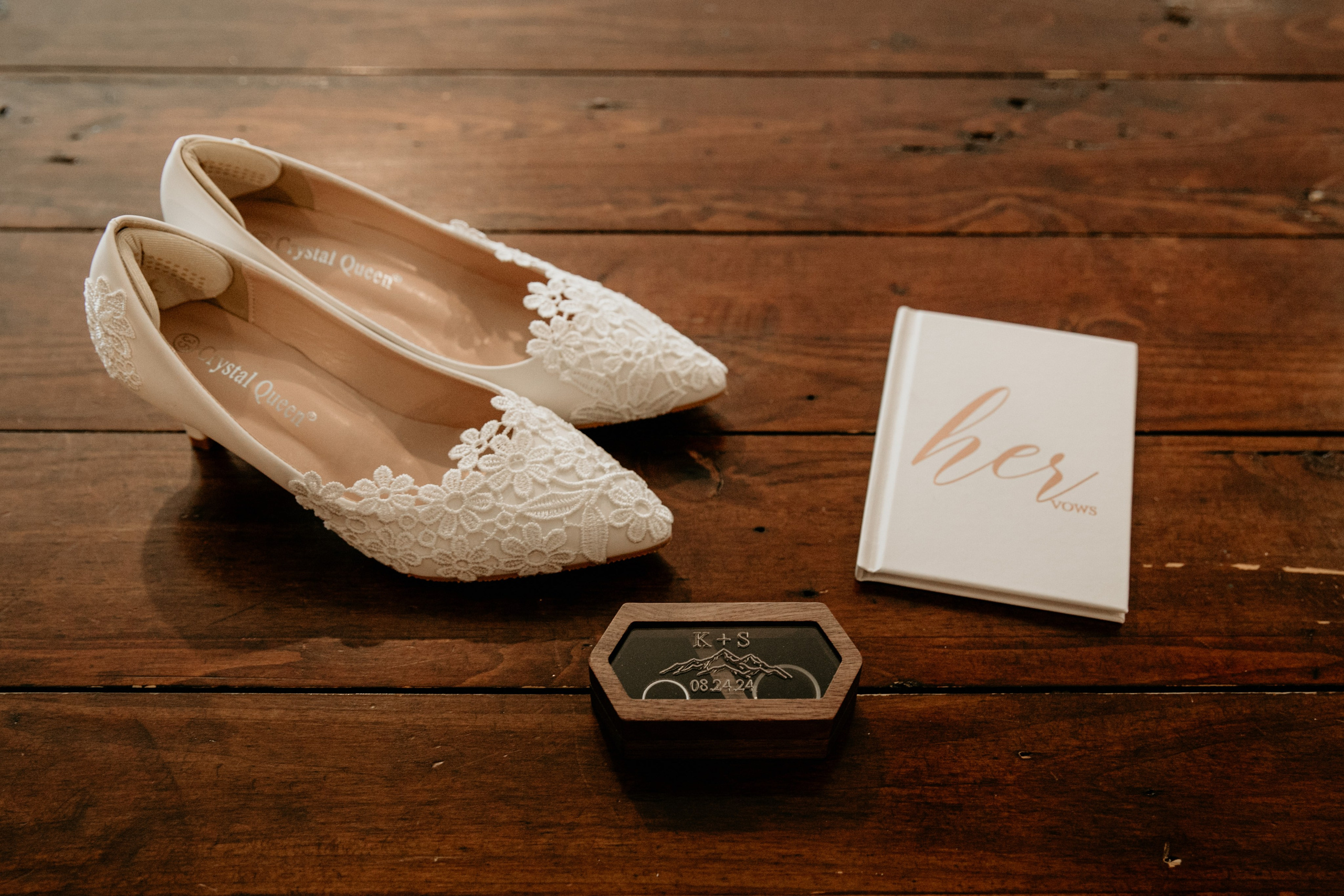 Getting Ready Photos — Hagen. Ching Li Photography