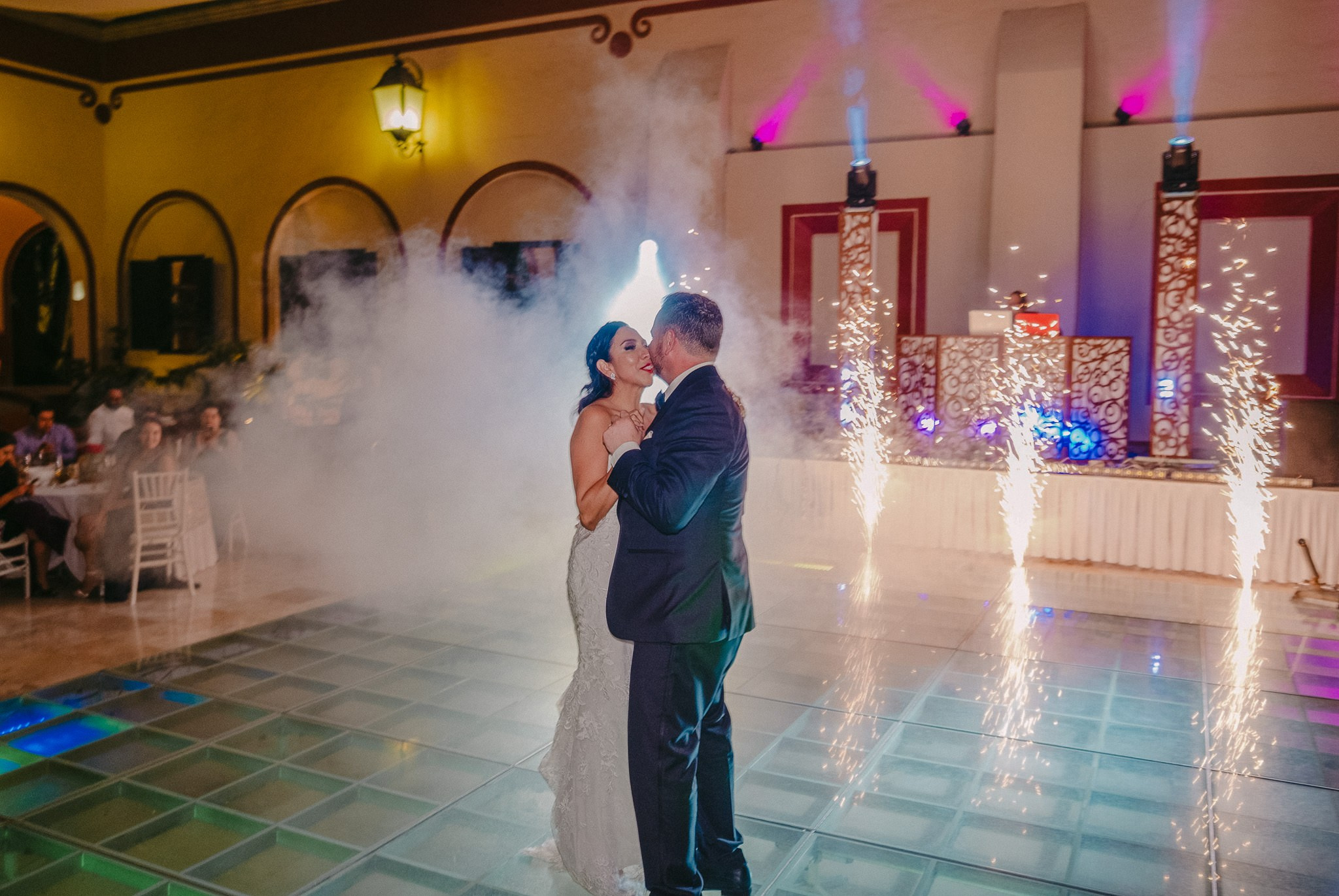 Yuri & Rob. Wedding and family photographer in Mexico City