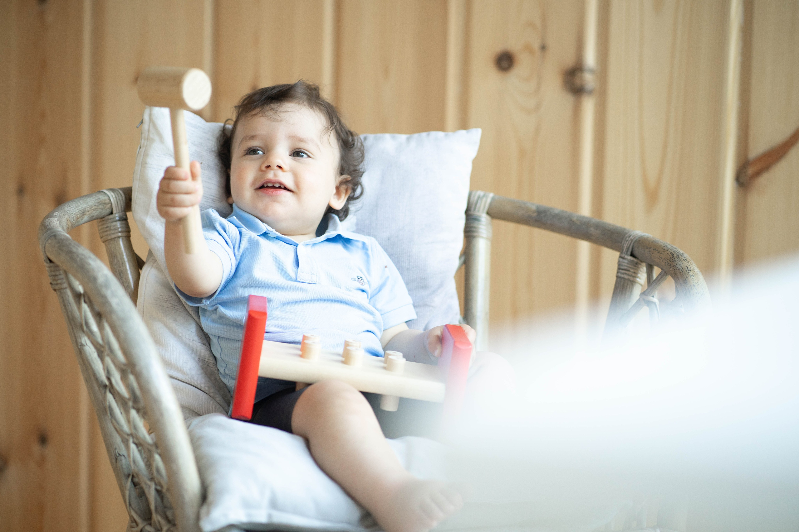 Boy. Elämäntyylivalokuvaaja Turku. Tallentan tunteet kuvaan