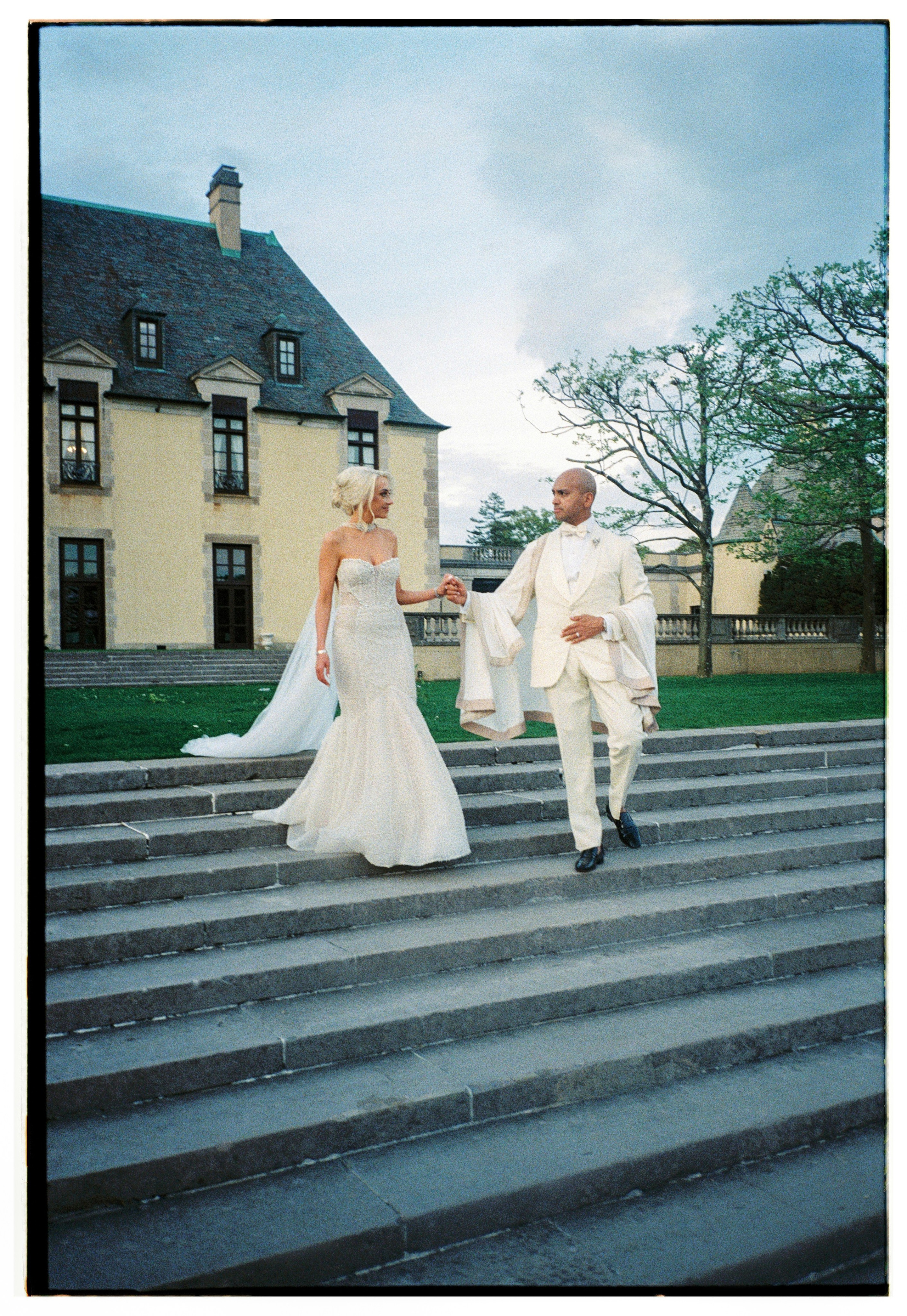 Akshay & Arielle’s Wedding at Oheka Castle | Captured on Kodak Portra 400 Film
