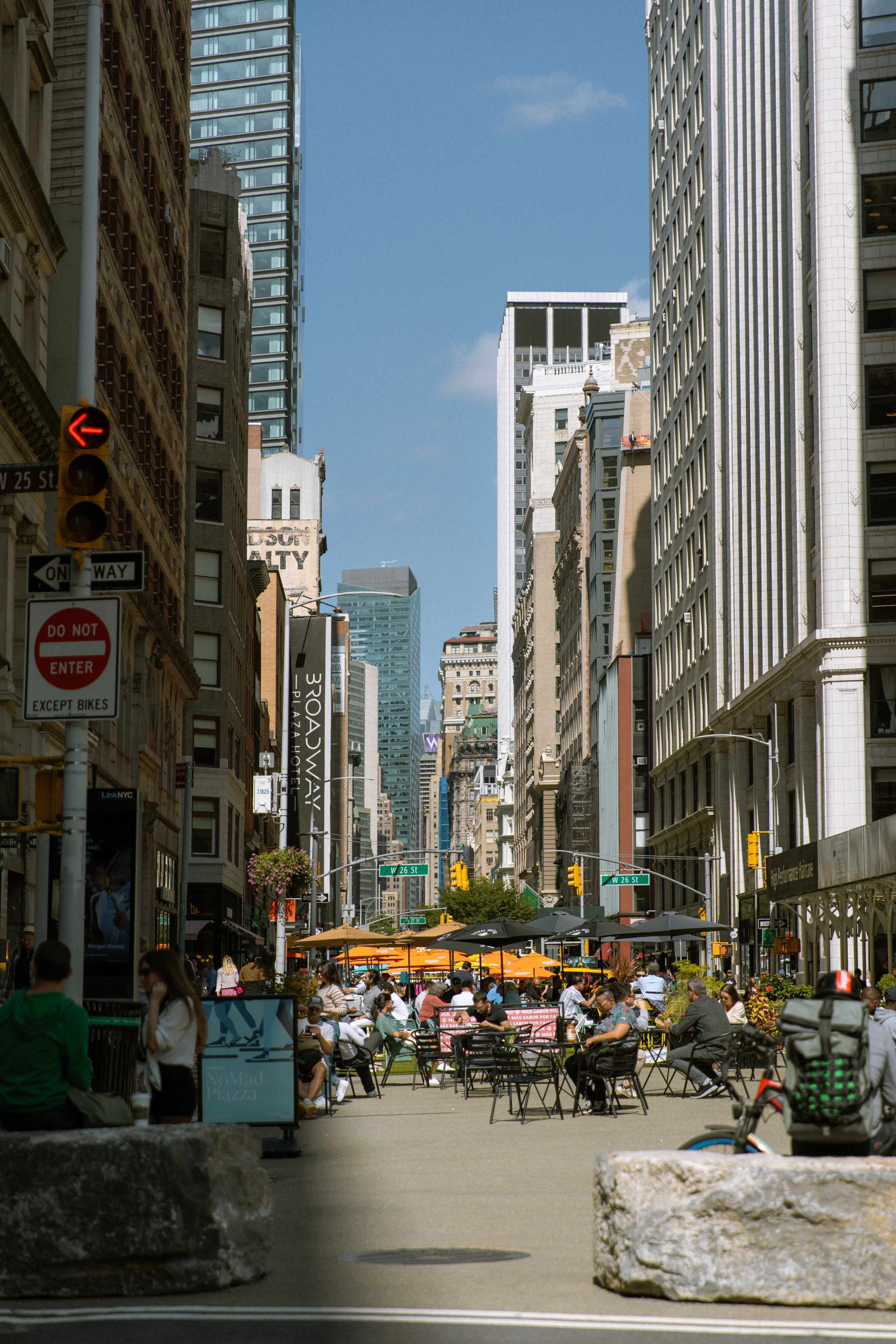 NEW YORK | WALLPAPERS. Photographer in Los Angeles. Julia Ishmuratova