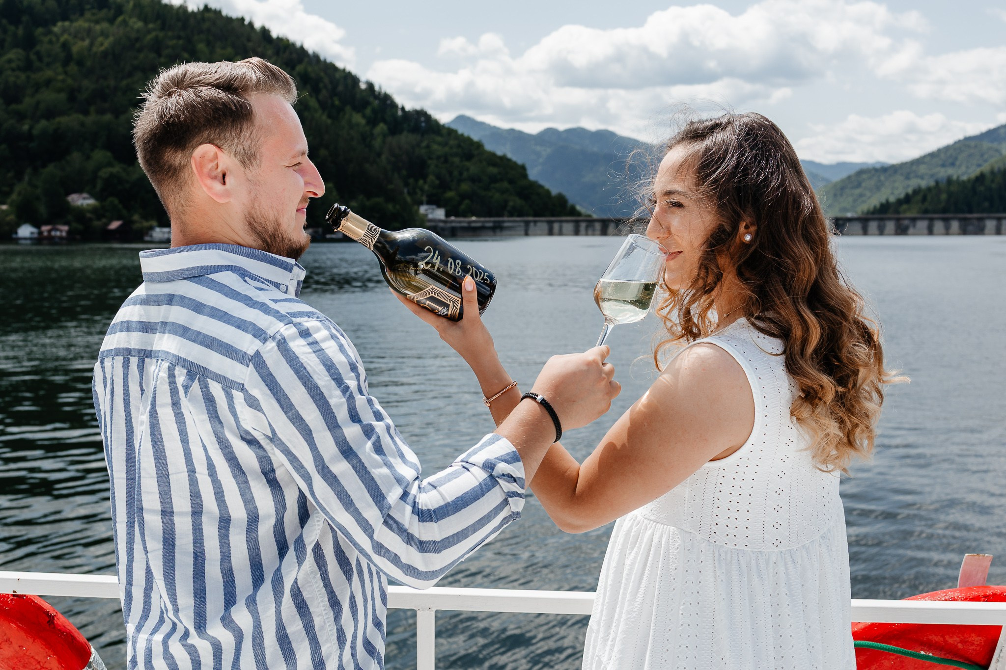 Spre viitor. FotoACTIV.ro - Imaginea ta contează