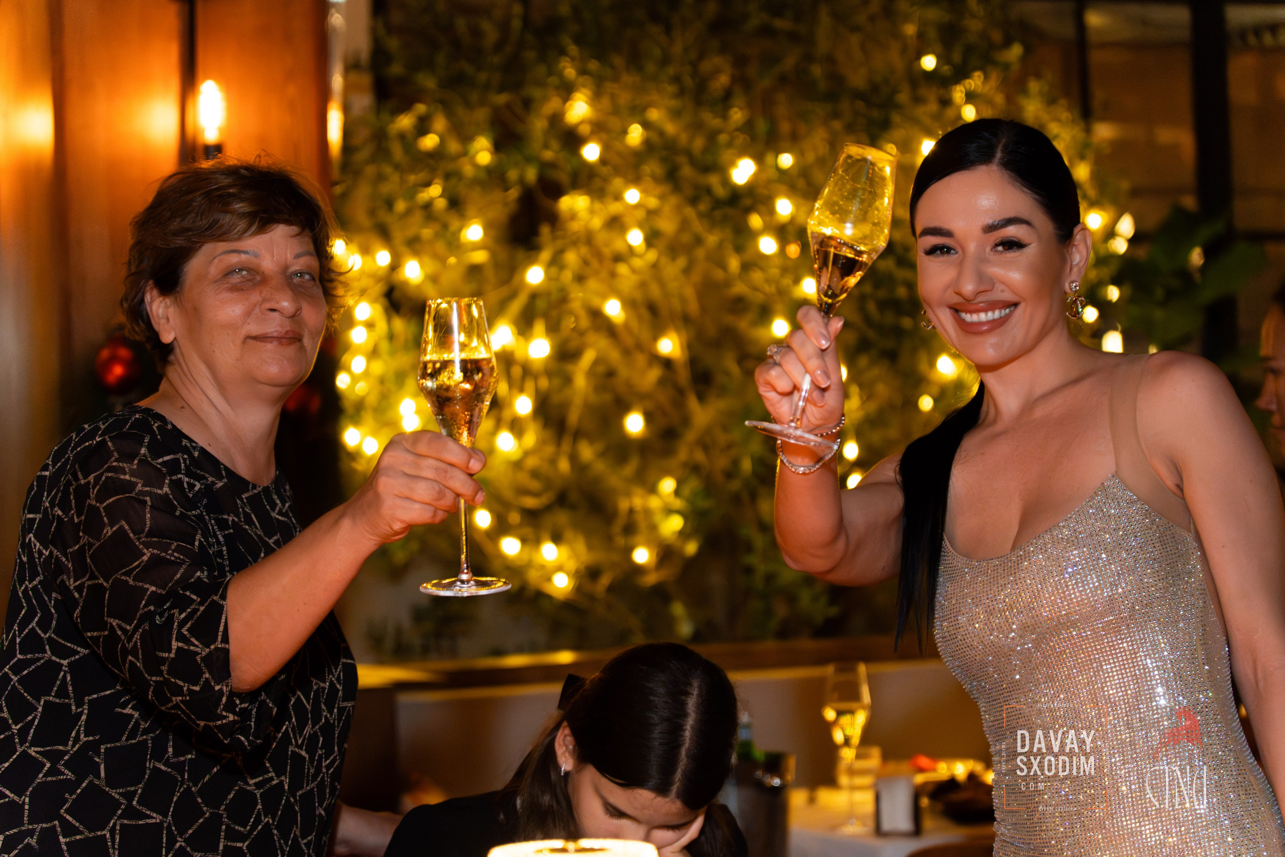 Новогодняя вечеринка | Фоторепортаж | Афиша | DAVAYSXODIM.com PHUKET. АФИША|ФОТОРЕПОРТАЖИ|ИВЕНТЫ|ПХУКЕТ