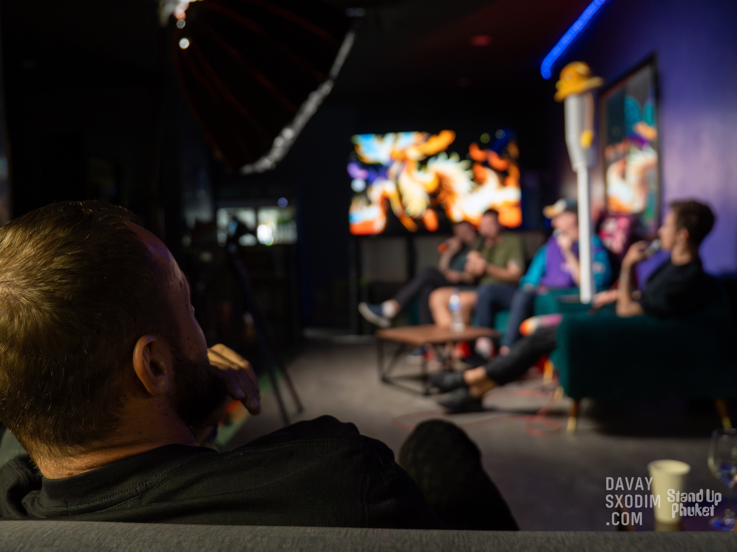 Standup-шоу «Тай-Болтай» | Фоторепортаж | Афиша | DAVAYSXODIM.com PHUKET. АФИША|ФОТОРЕПОРТАЖИ|ИВЕНТЫ|ПХУКЕТ