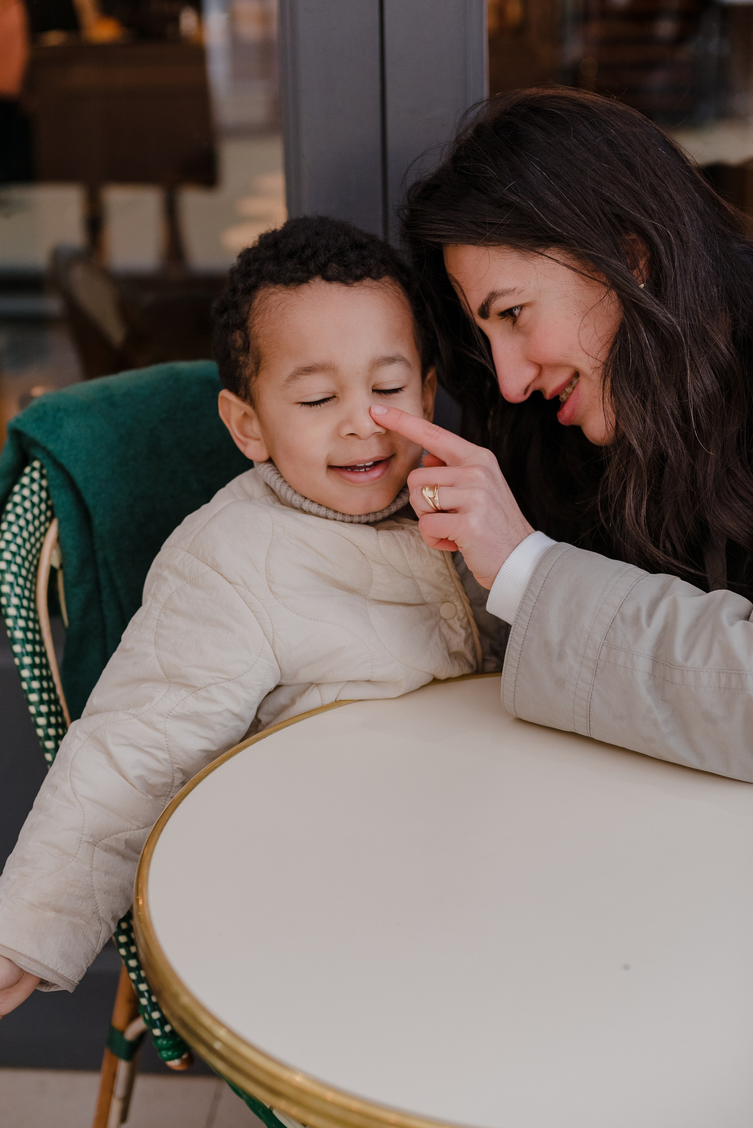 Mother and son session. Timeless Paris moment. Ksenia Marchand/ Lifestyle photographer in Paris