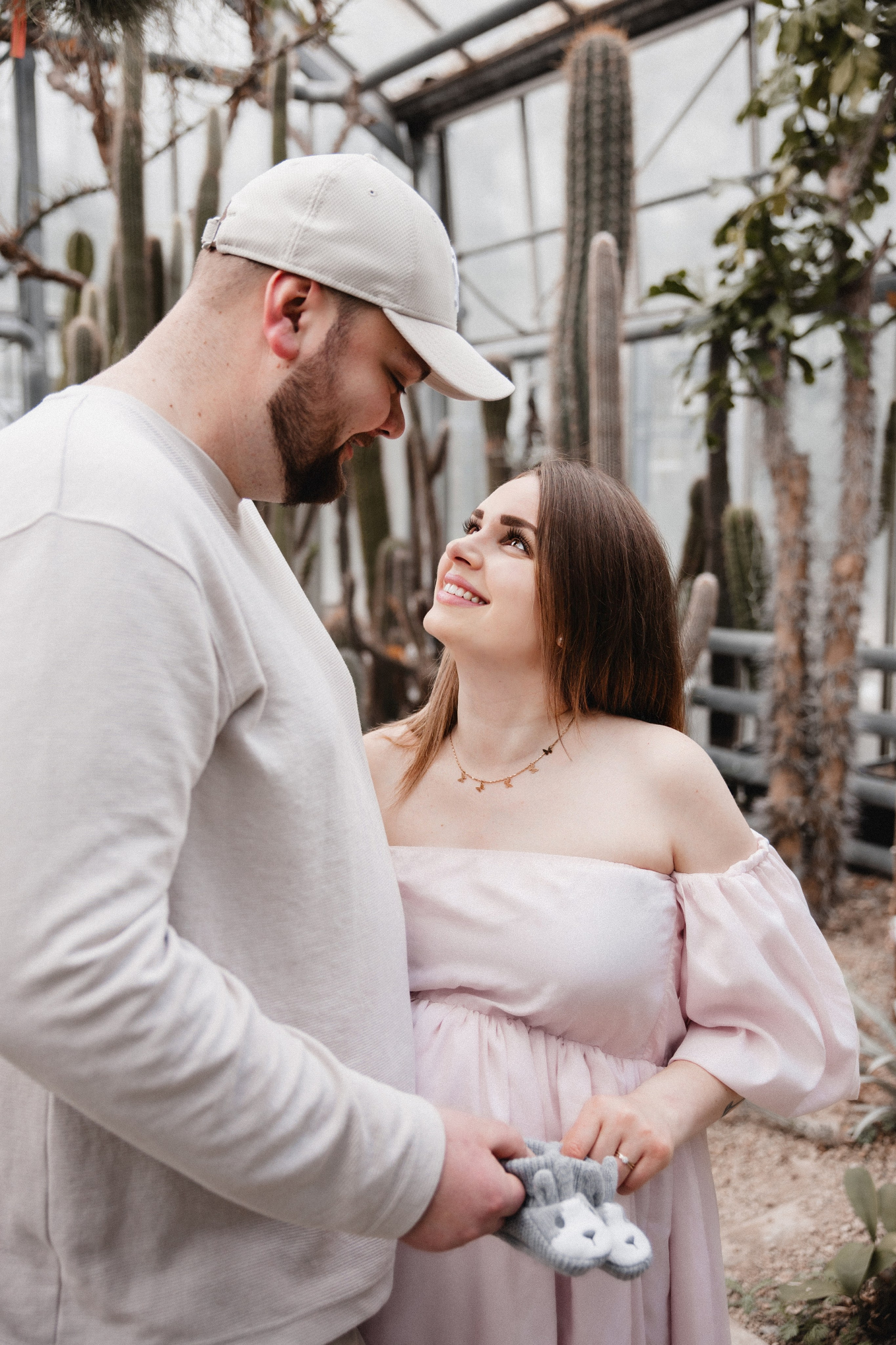 Babybauch Shooting im Fotostudio | Schwangerschaftsfotos in Bochum. Hochzeitsfotografin Bochum | Halyna Reiche Fotografie NRW