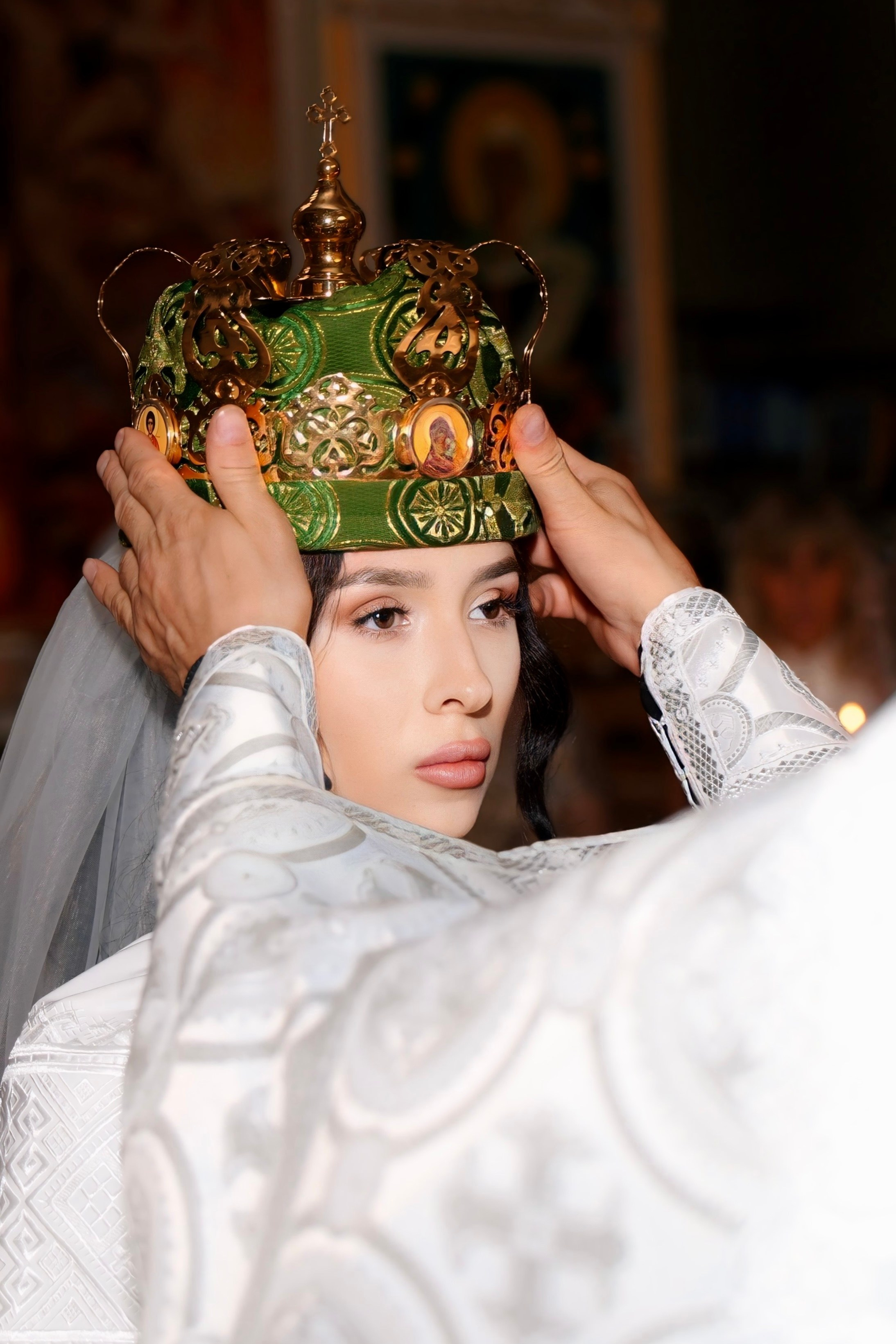 Cununie. Fotograf al tainelor bisericești – Alina Fetu