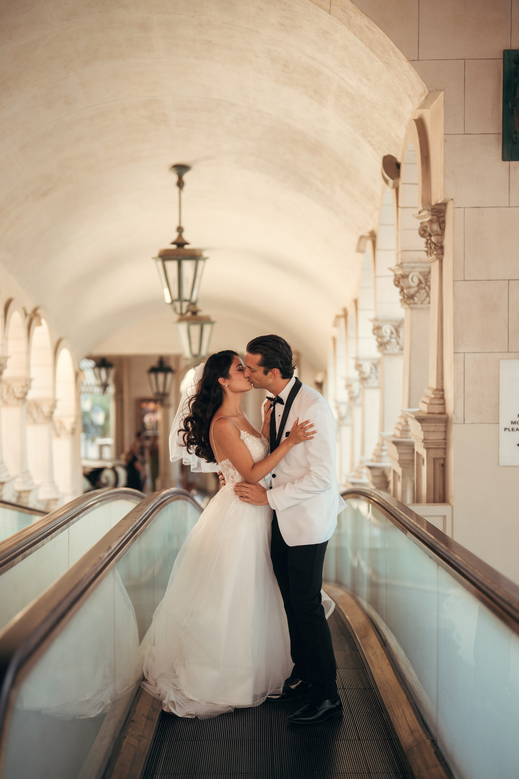 Sahamanta&Justin. Wedding & elopement photographer Viktoriya Kravtsov. Las Vegas