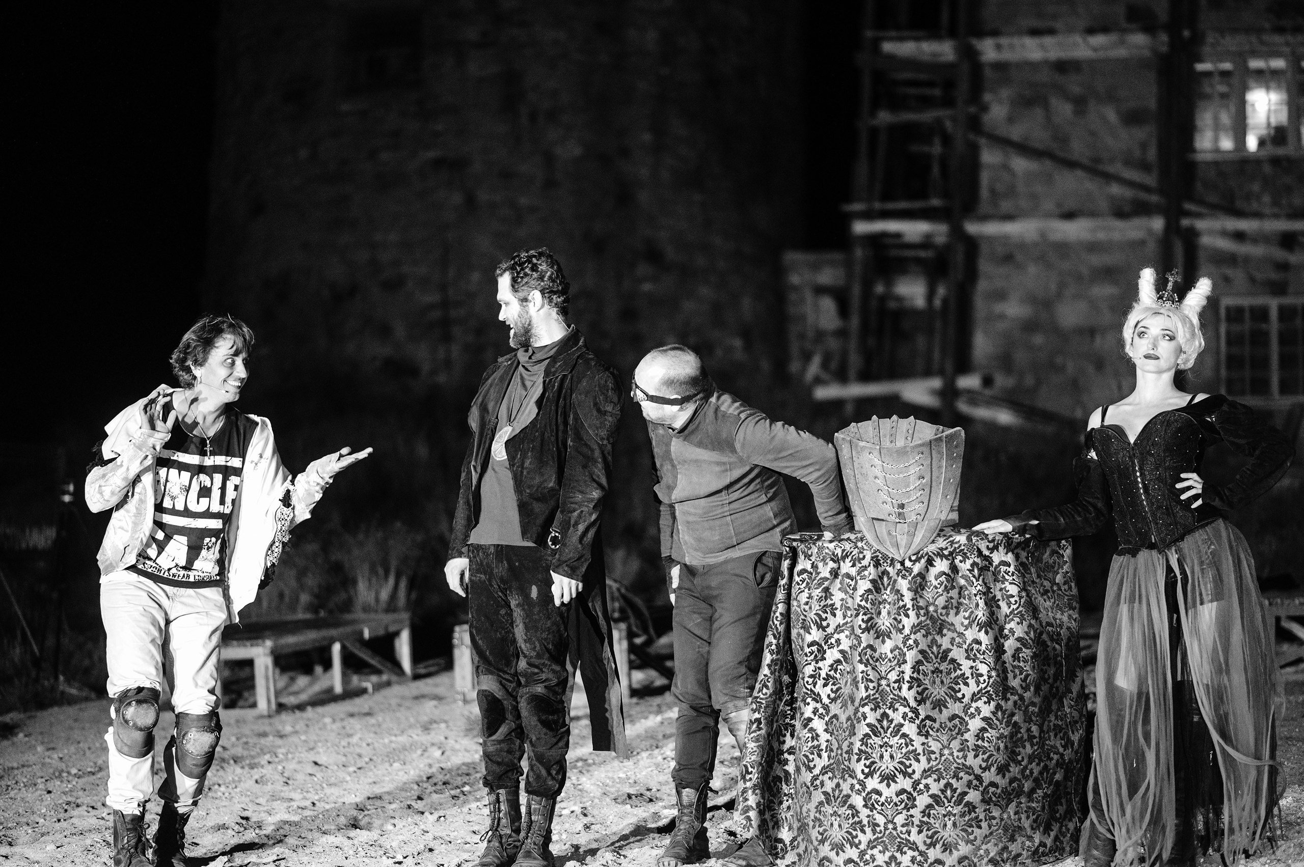 Неоопера-жах «HAMLET» Вільяма Шекспіра. Піп-Іван. Весільний та портретний фотограф Кизим Арсен