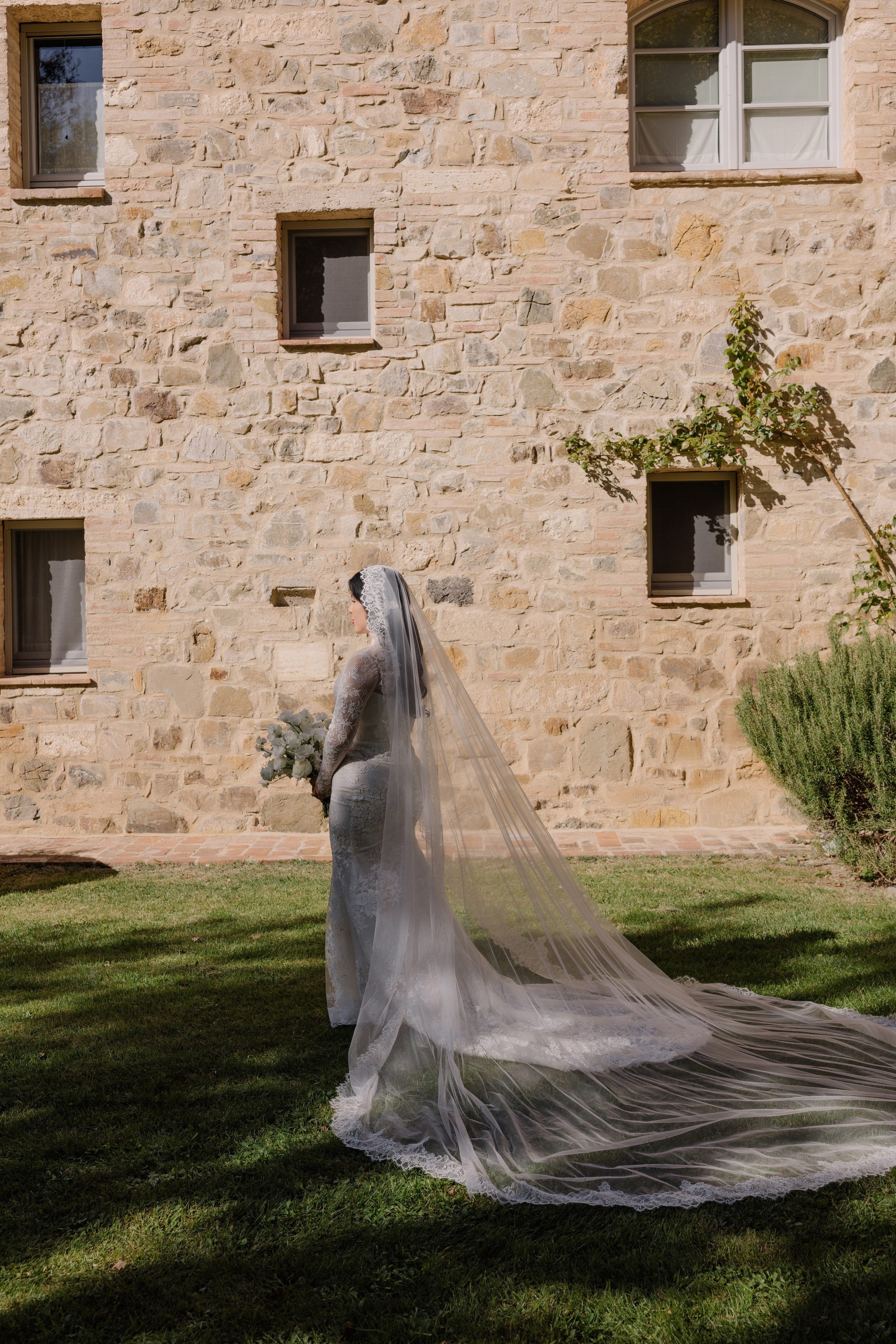 Mitcell&Melanie digital. Wedding photographer Italy