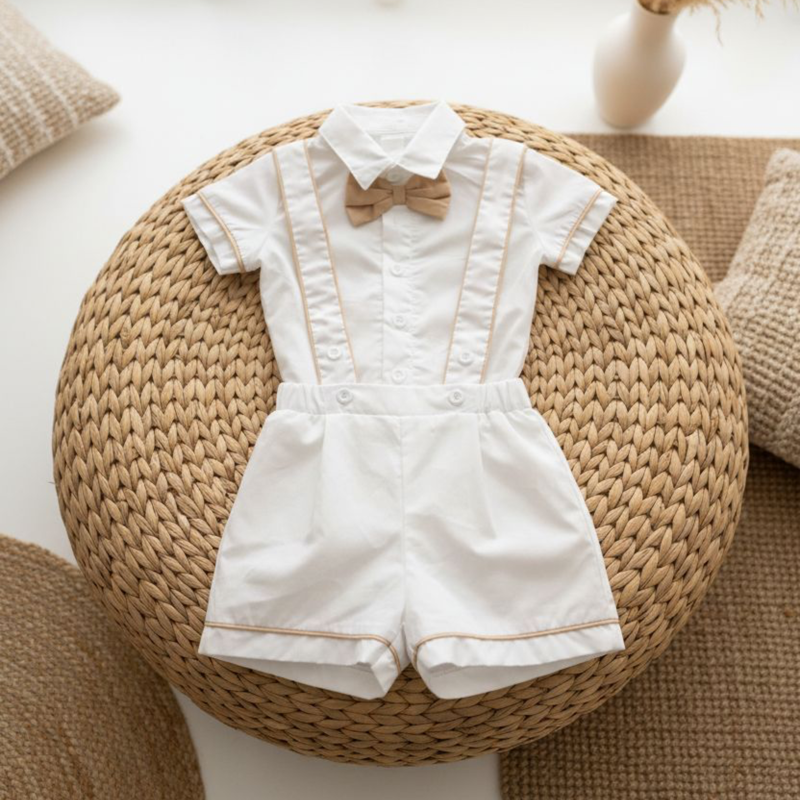 Children’s Birthday & Cake Smash Photoshoot in Dresden | Modern Kids Studio Photography. Family & Maternity Photographer in Dresden Tatiana Mudryak