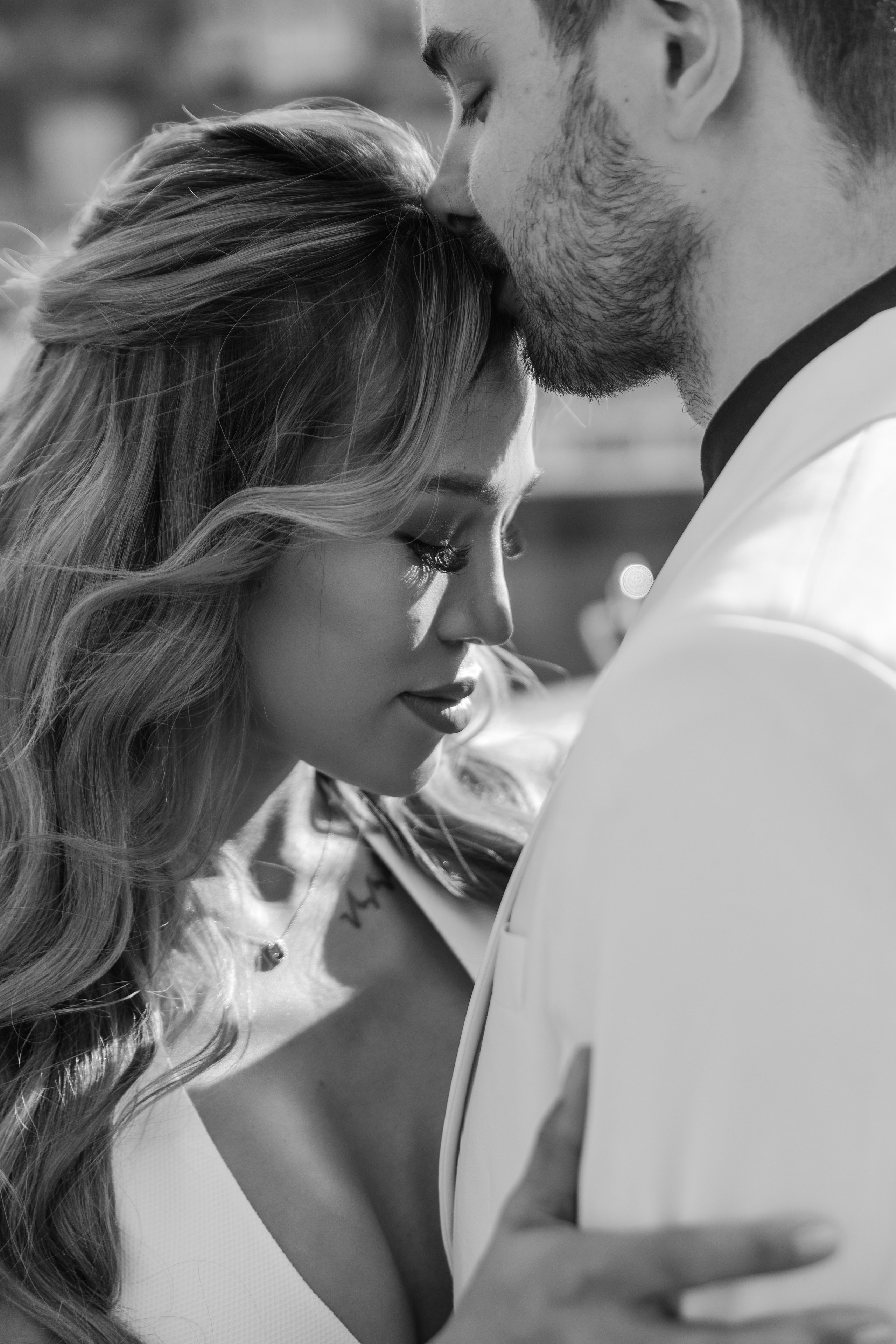 Wedding Photographer for Philippines Couples in Georgia. Destination Wedding Photographers in Georgia, Armenia. Maks Kovalenko and Lara Tatosyan. Wedding videographer